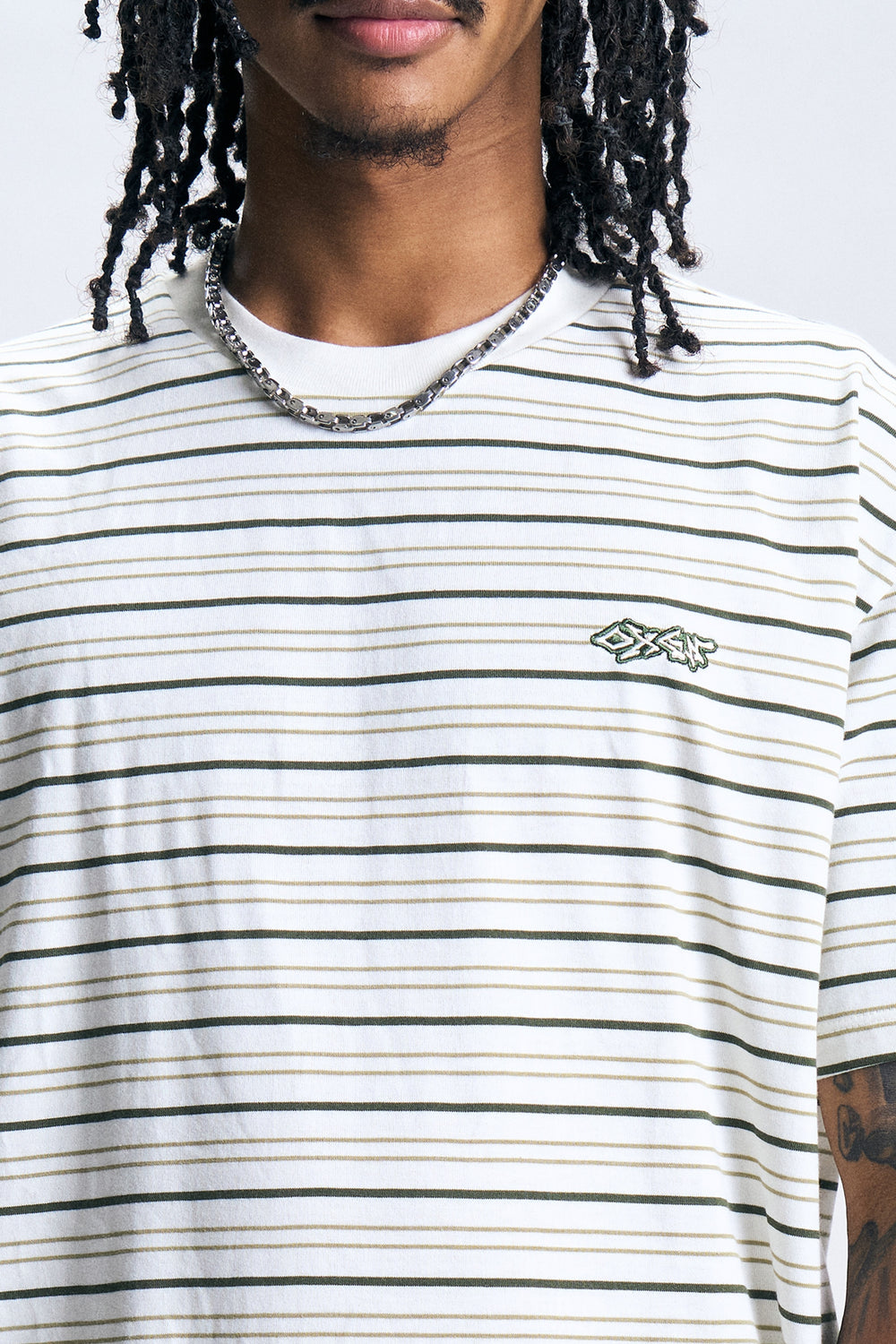 987448-Off White (1).jpg