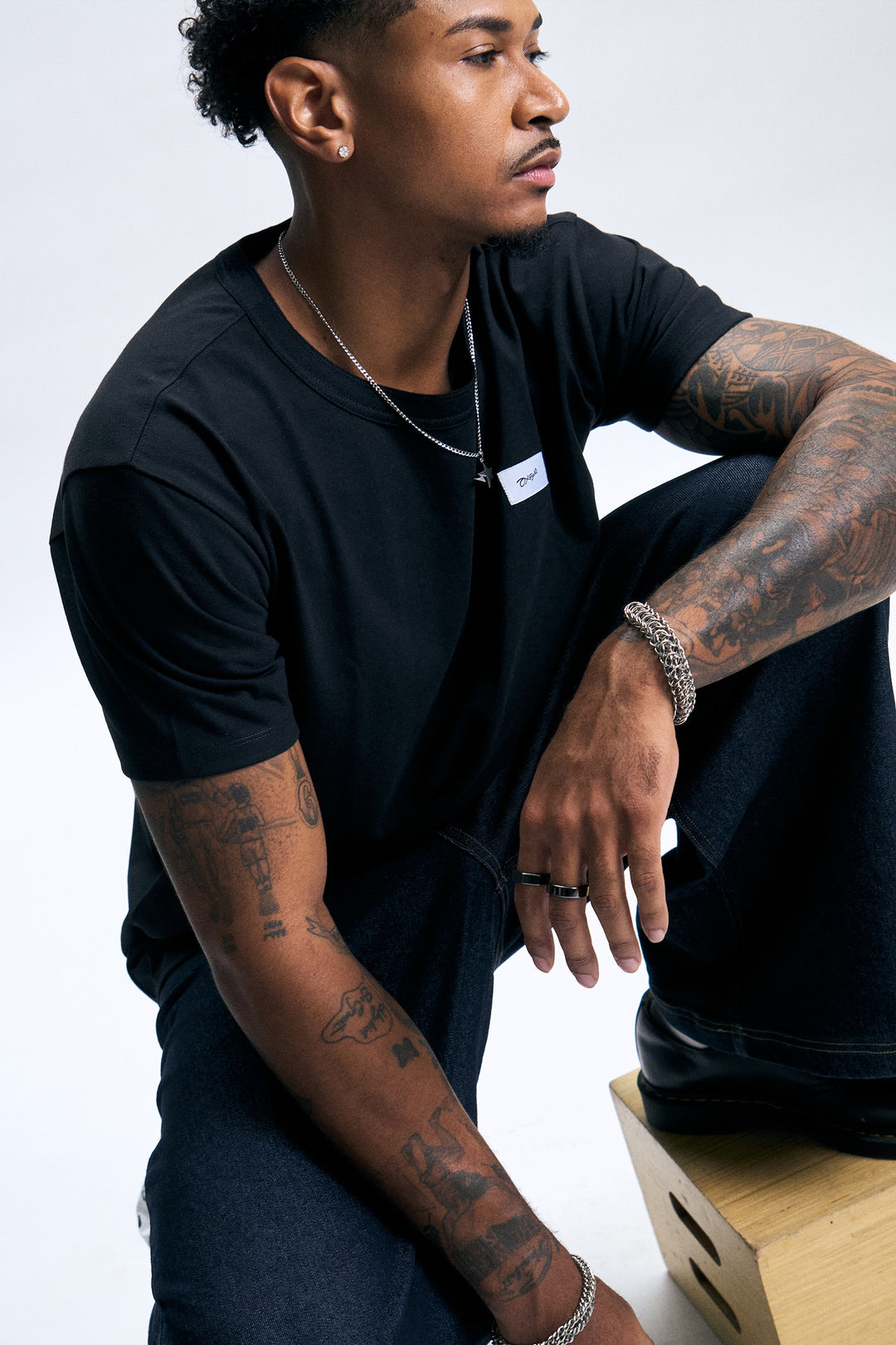 987770-Black (1).jpg