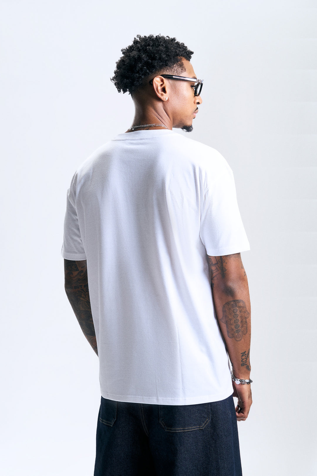 988076-White (1).jpg