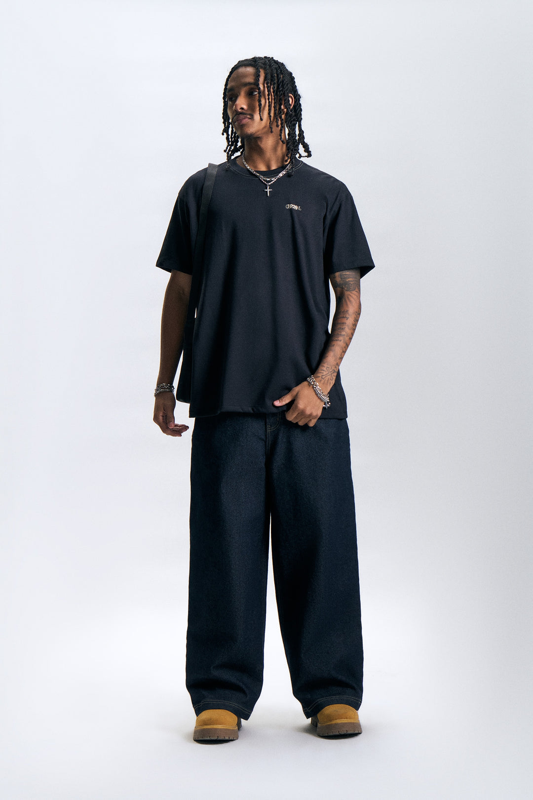 988990-Black (4).jpg