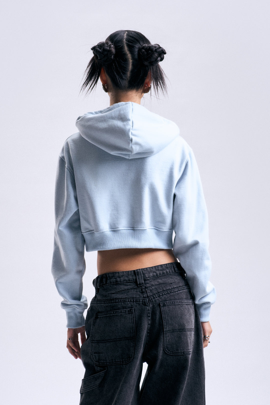 989328-Pale Blue (1).jpg