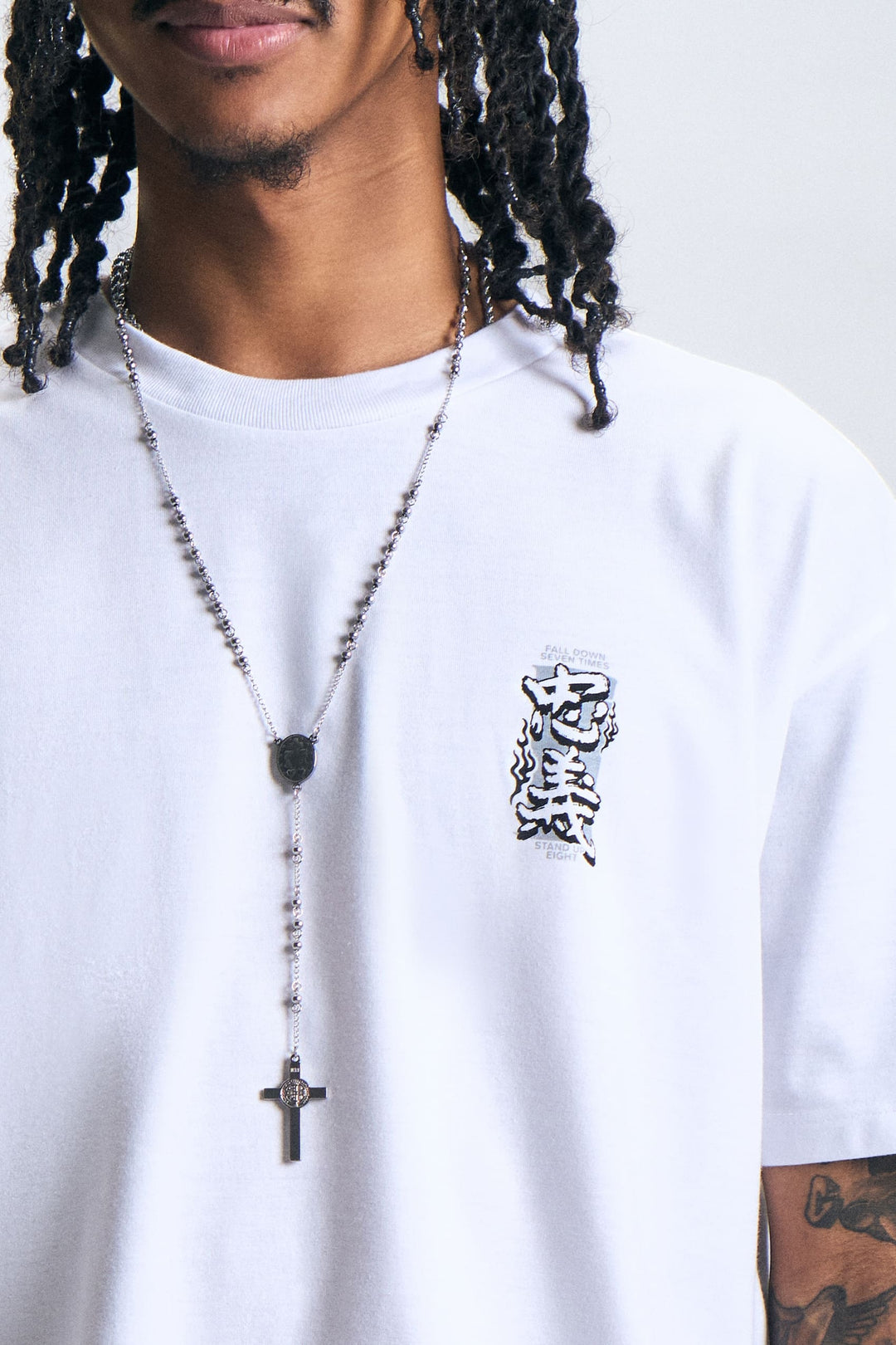 989886-White (1).jpg