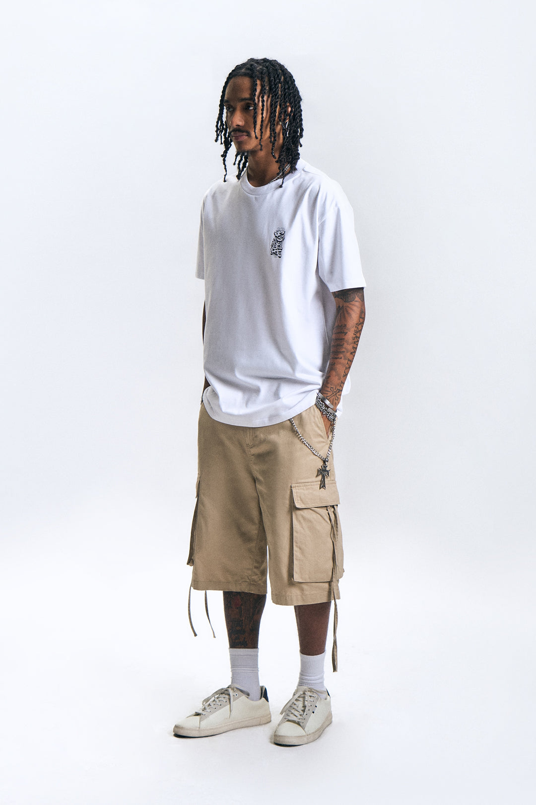 989886-White (2).jpg