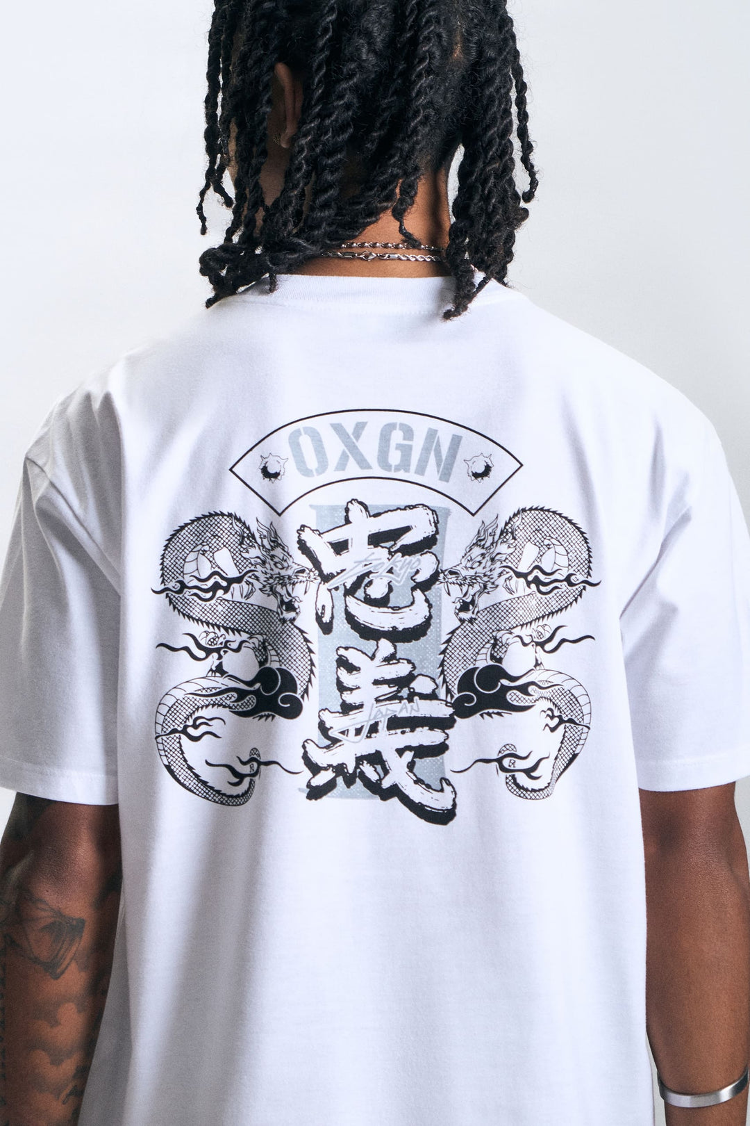 989886-White (3).jpg