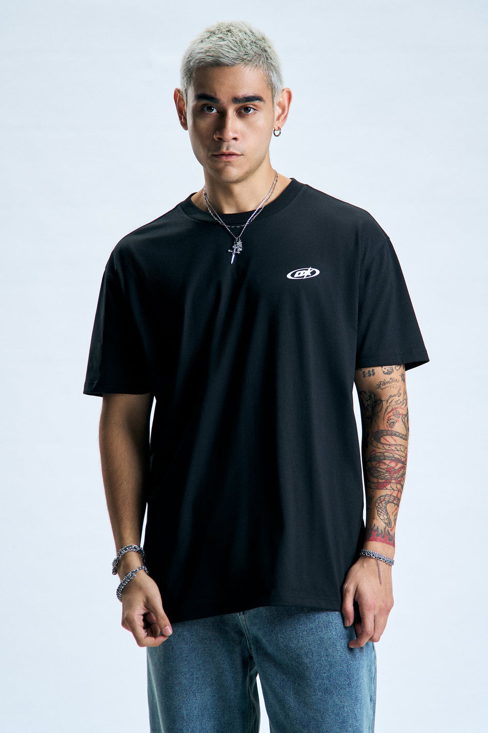 9000057-Black (2).jpg