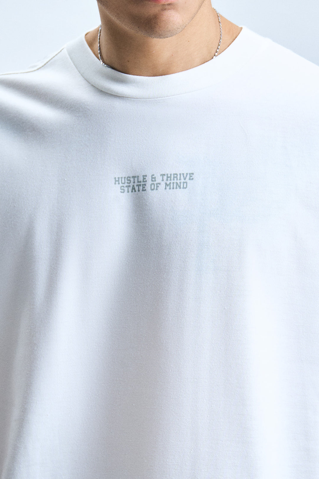 9000092-Off White (3).jpg