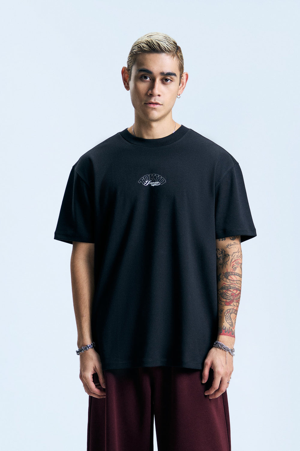 9000143-Black (2).jpg