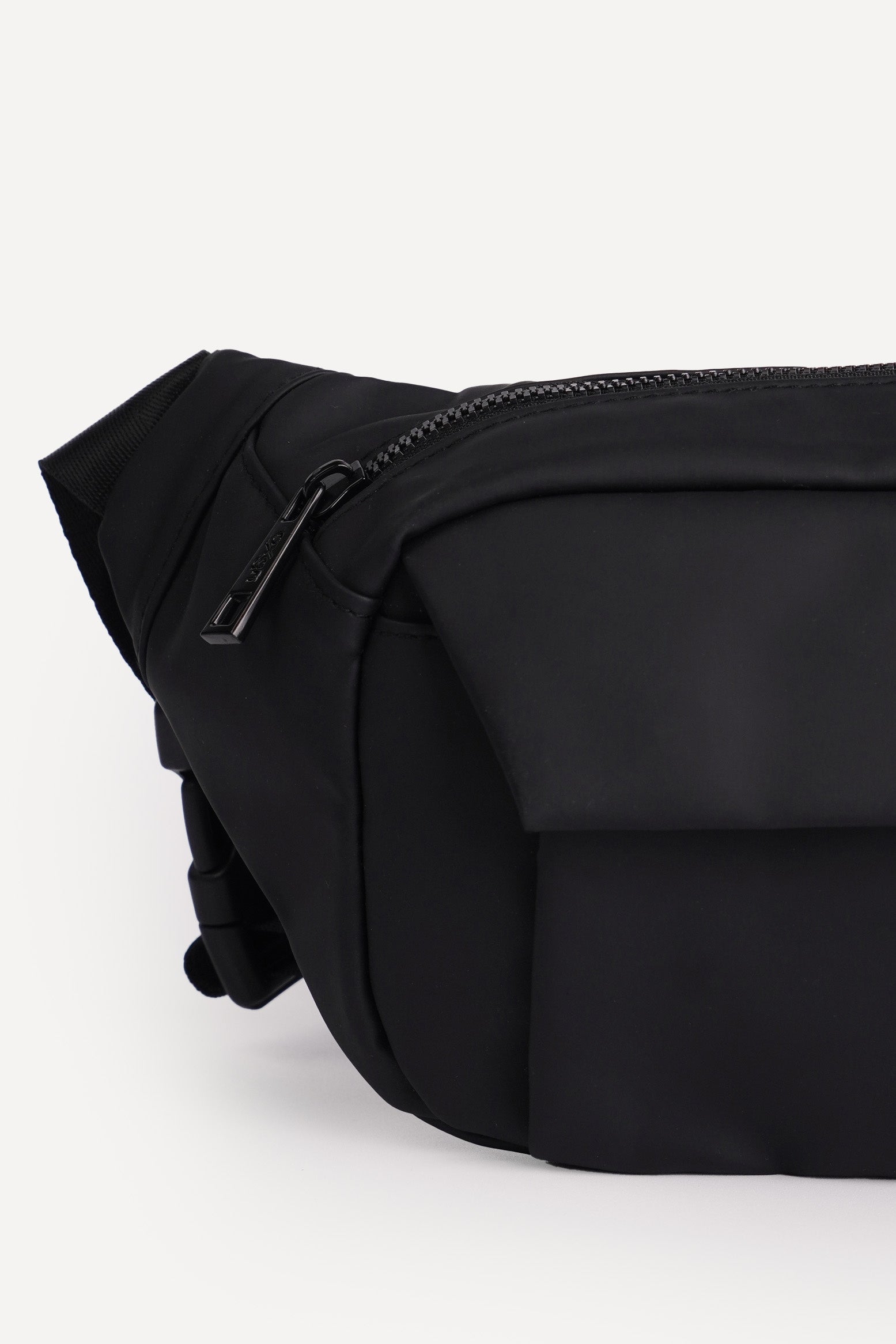 984769-Black (3).jpg