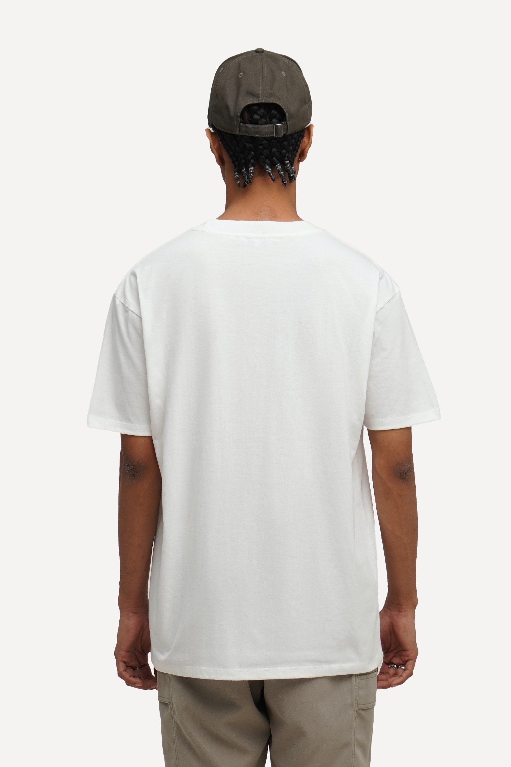 985231-Off White (1).jpg