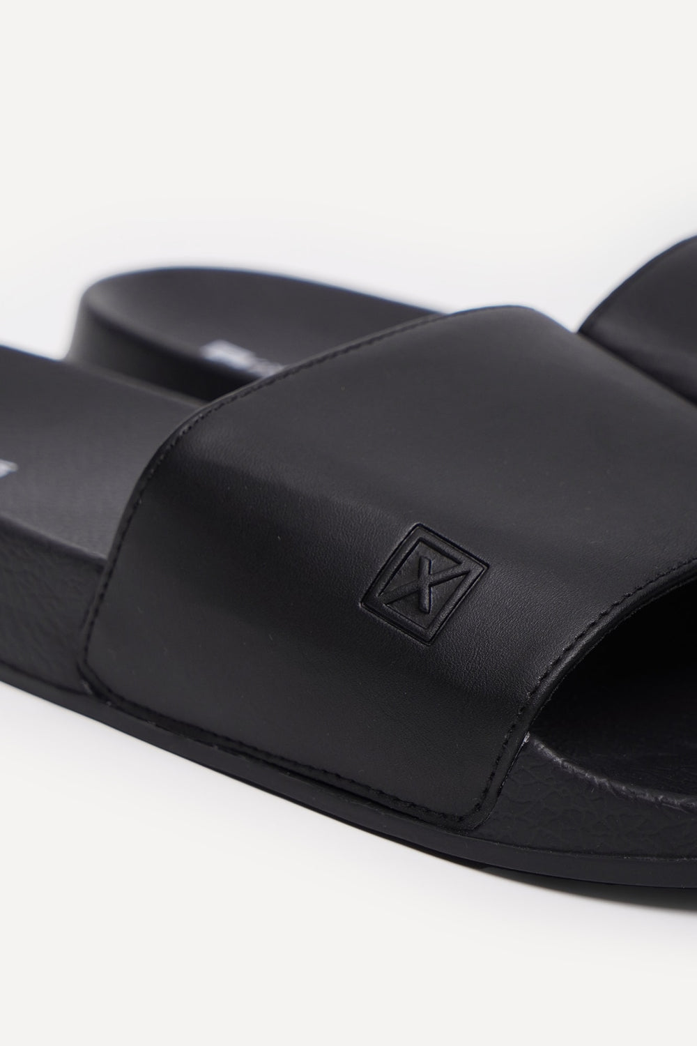 985279-Black (4).jpg