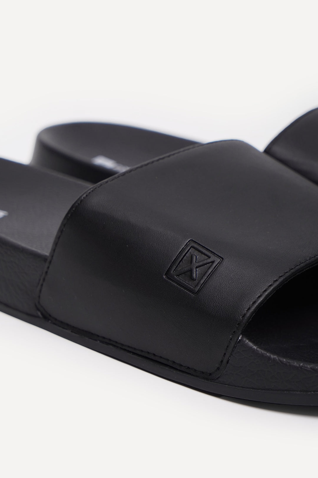 985279-Black (4).jpg