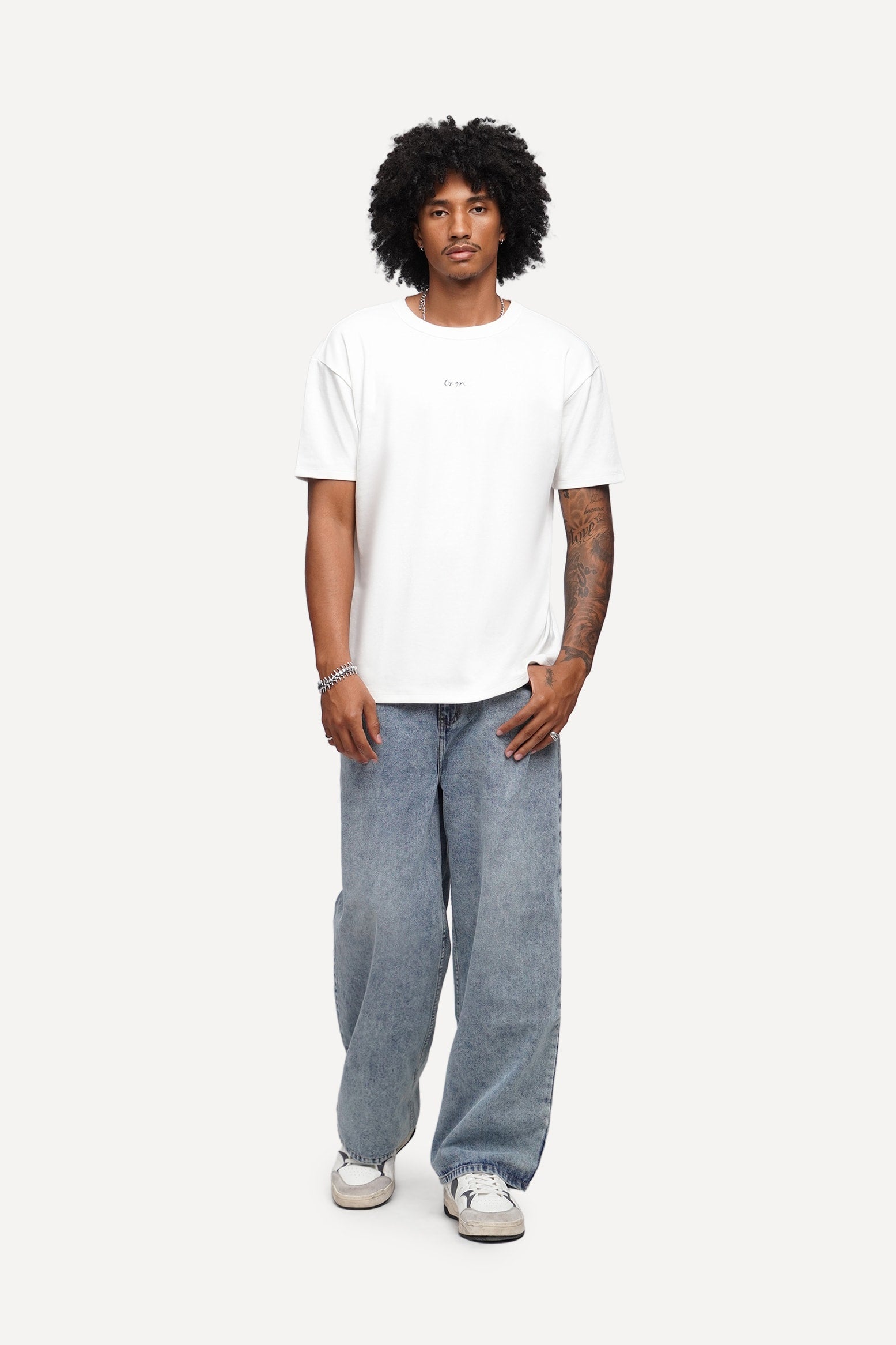 985741-Off White (3).jpg