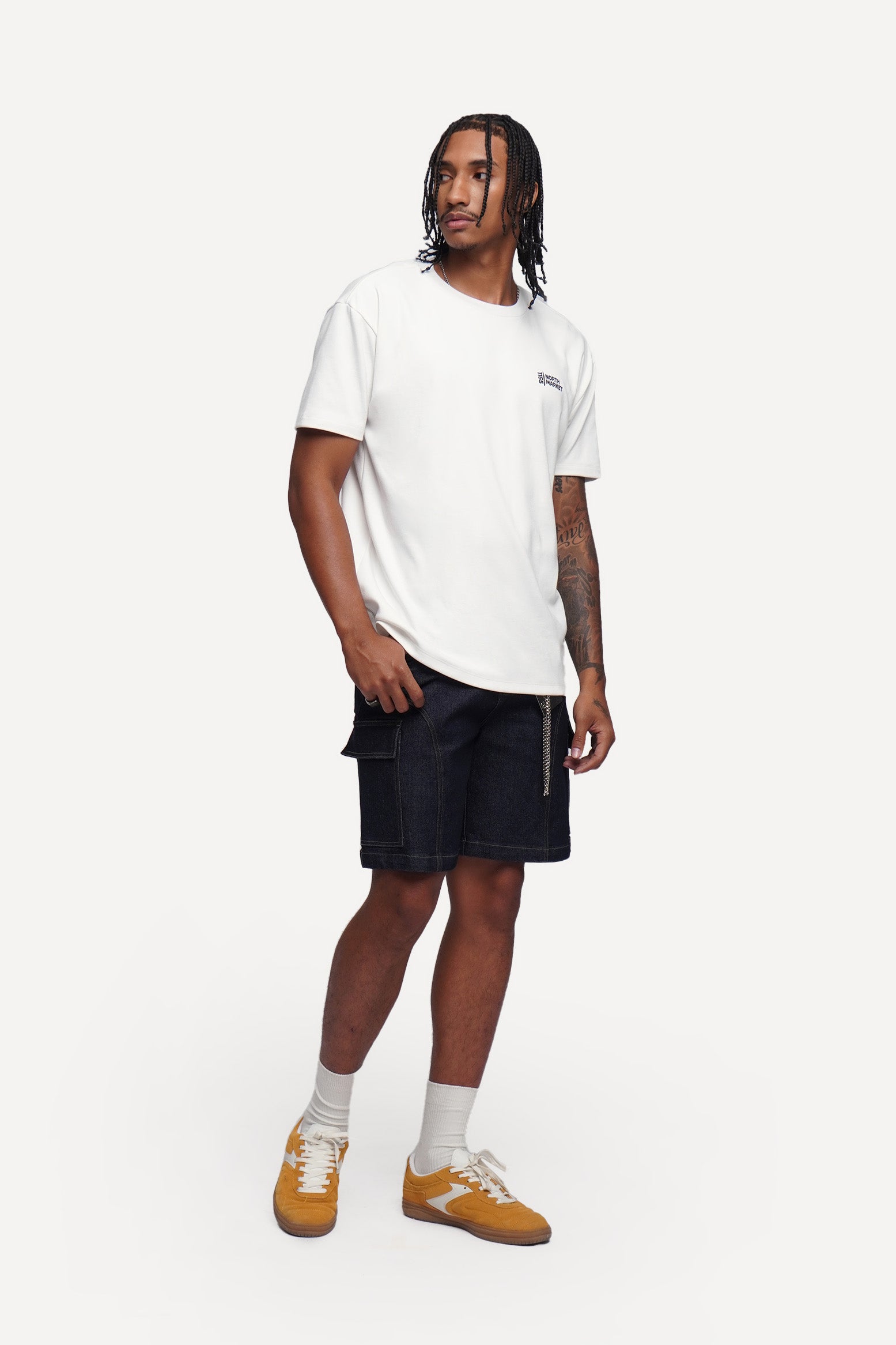 985742-White (1).jpg