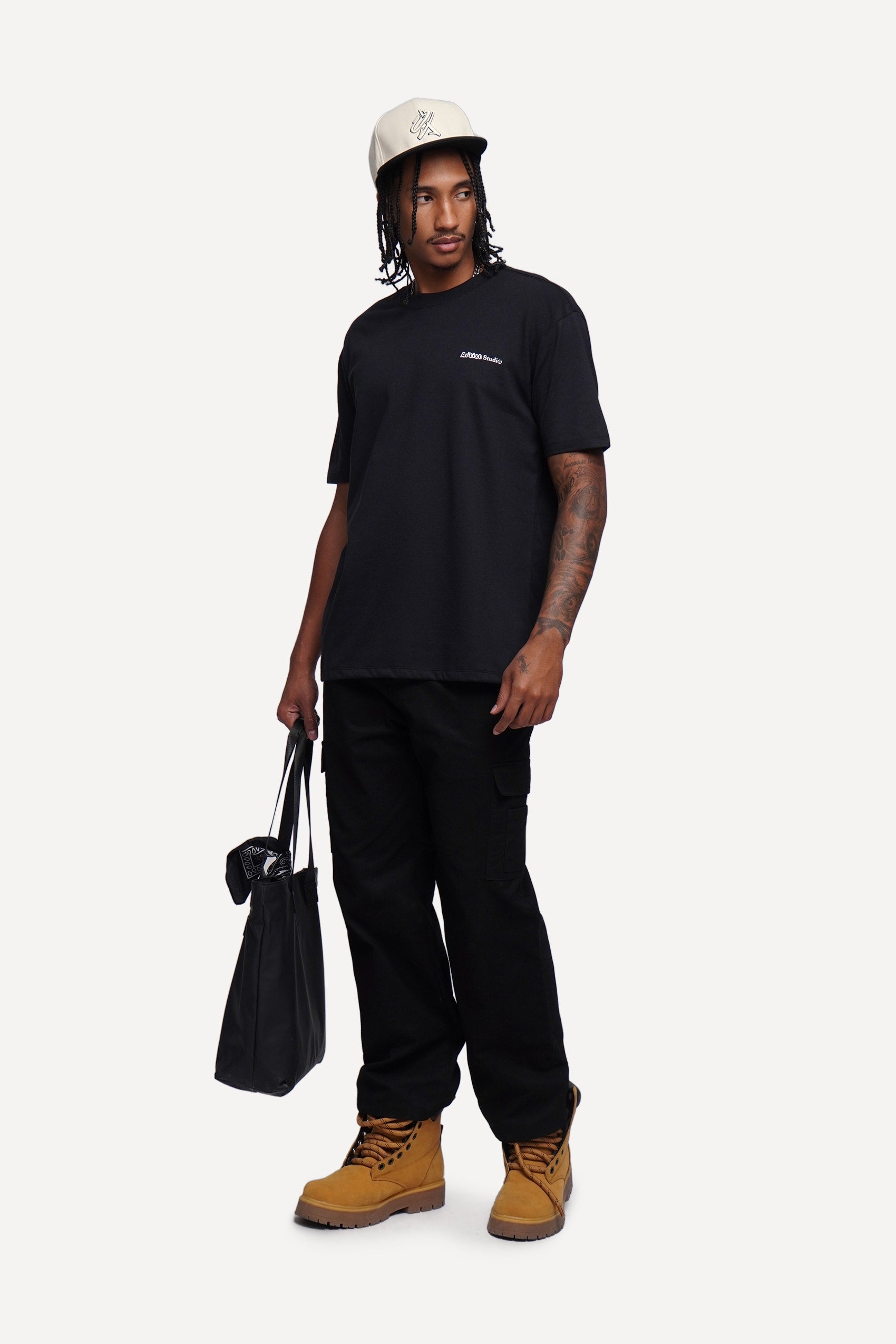 985745-Black (1).jpg
