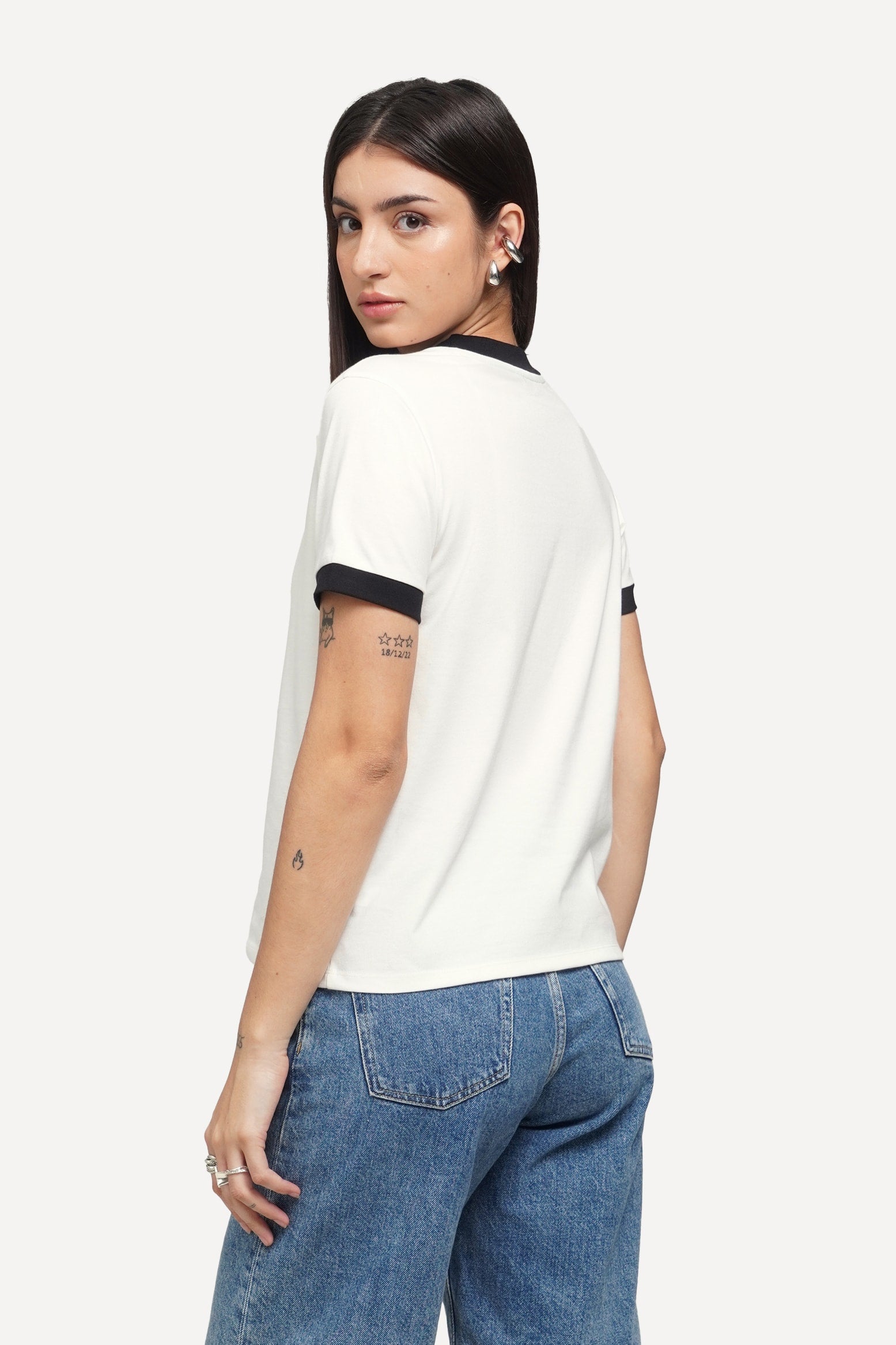 985888-Off White (3).jpg
