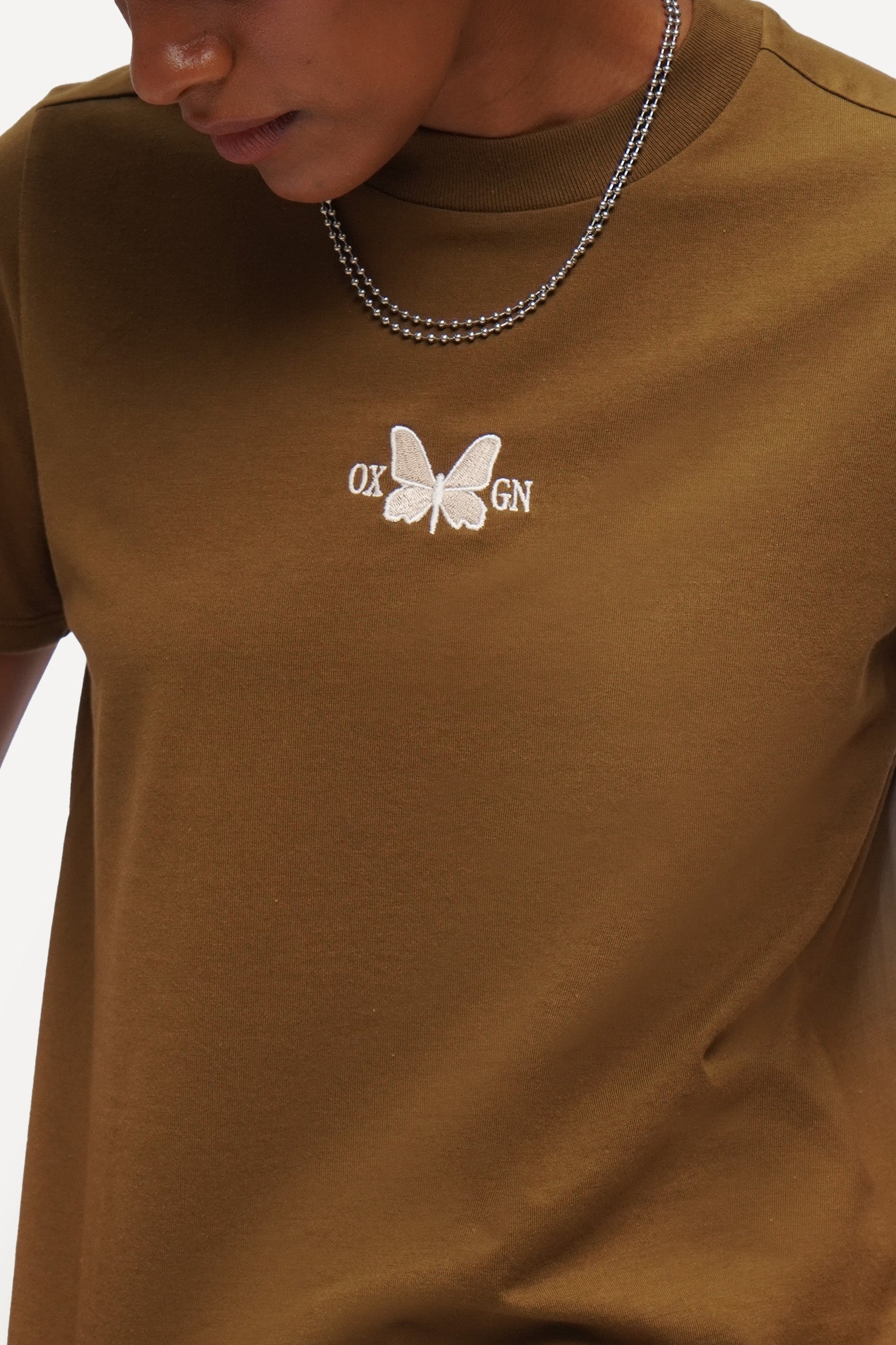 Raglan Slim Cropped Graphic T-Shirt – OXGN