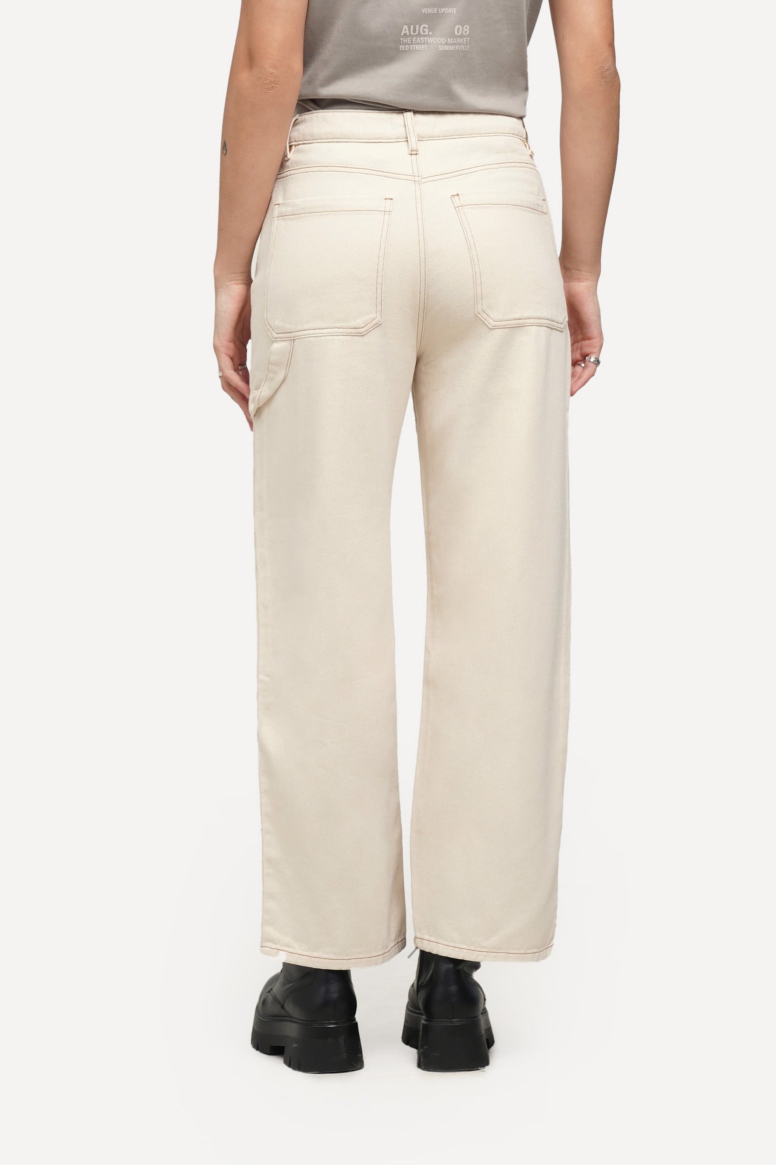 Ecru Carpenter Jeans – OXGN