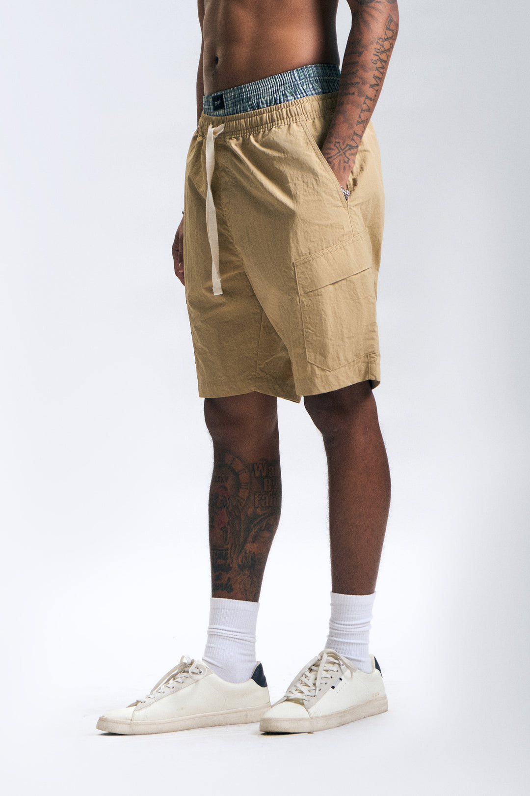 986174-Khaki (1).jpg