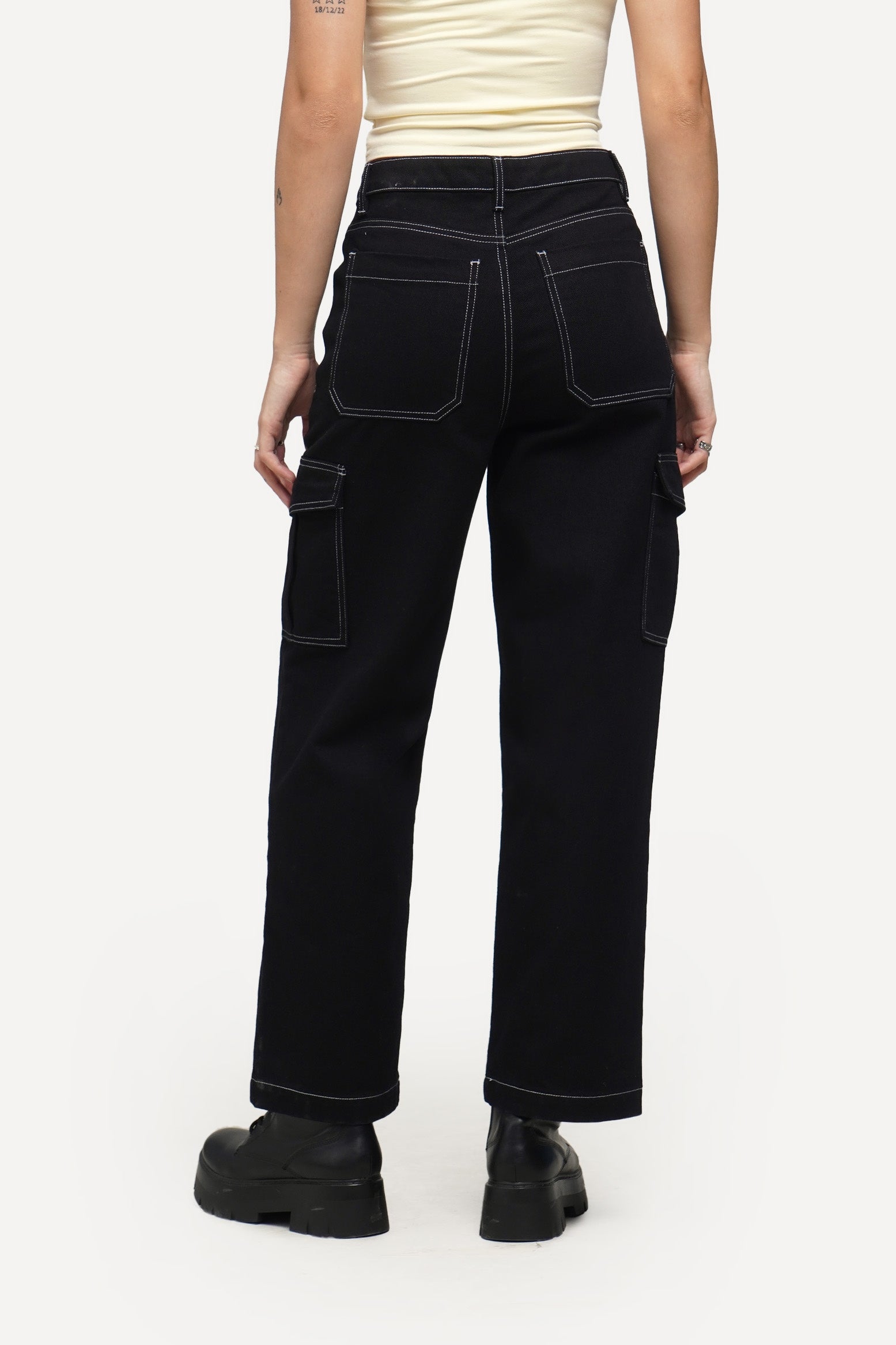 986689-Black (3).jpg