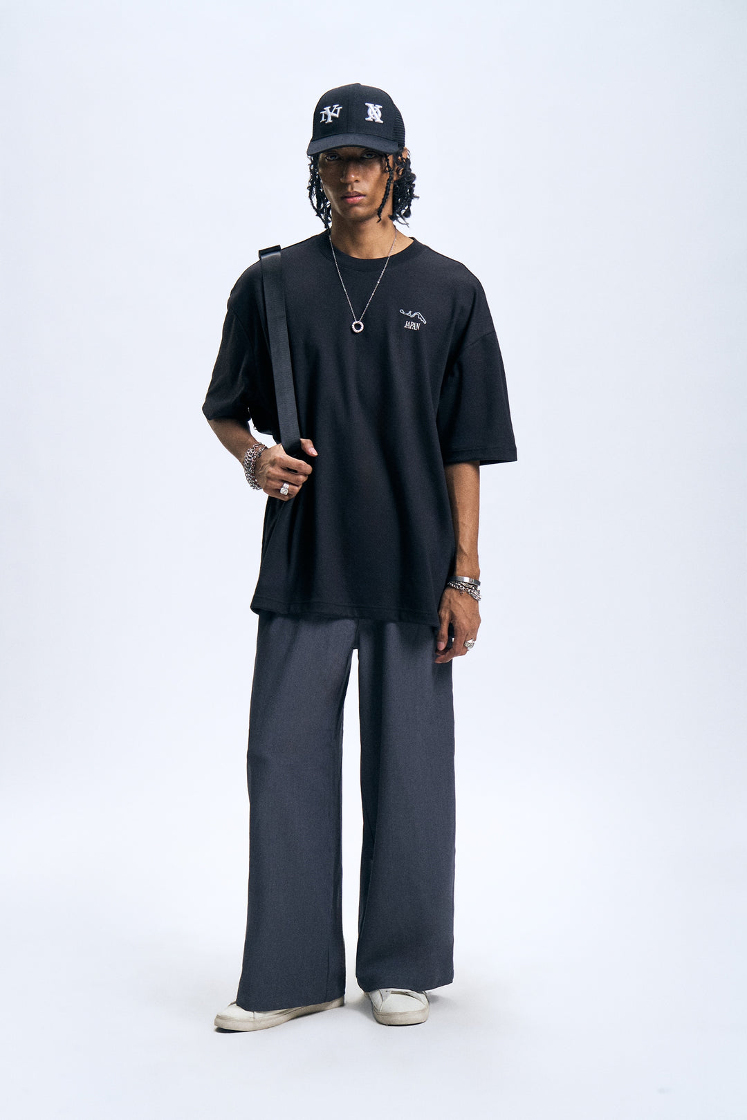 987173-Black (1).jpg