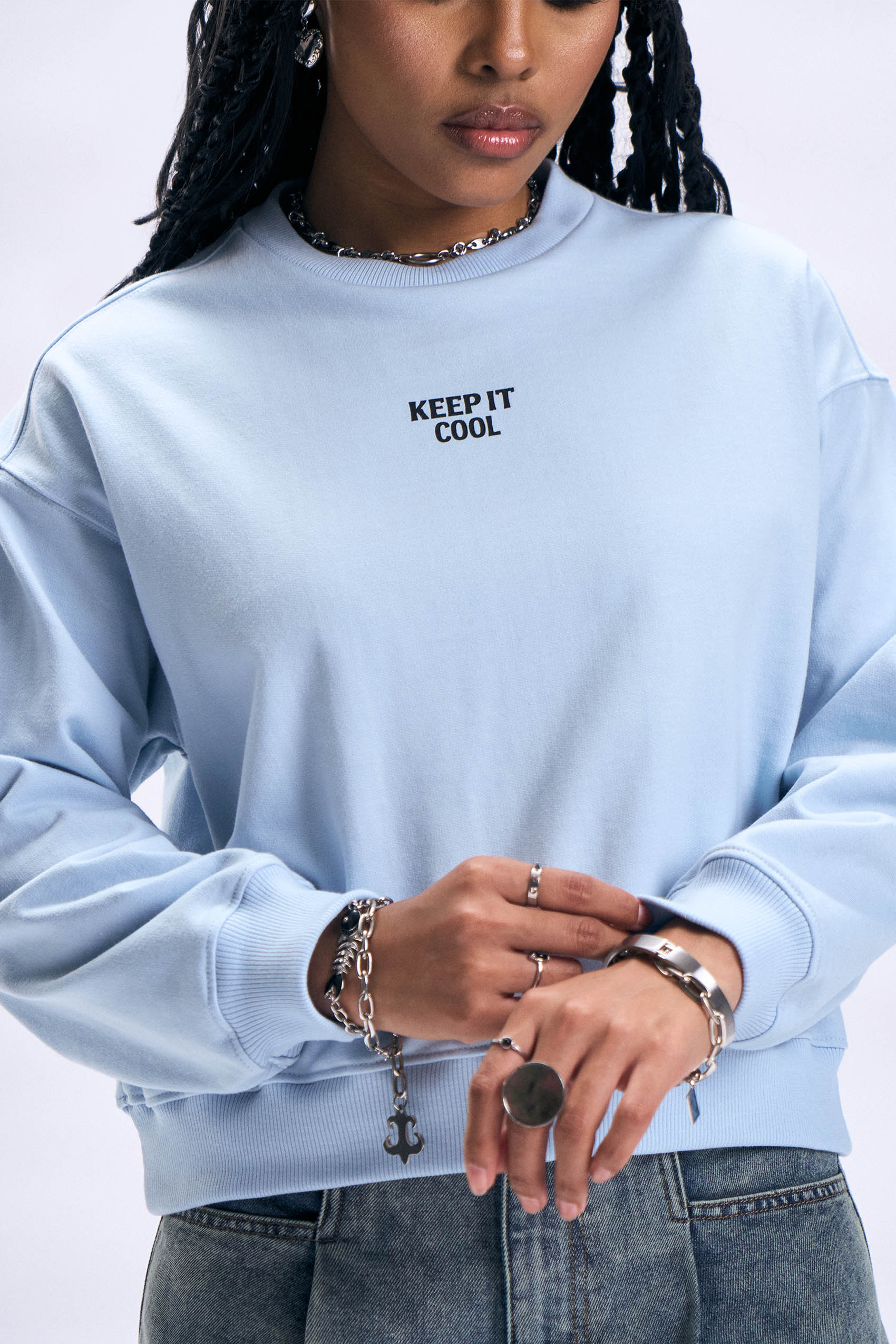 987220-Pale Blue (2).jpg