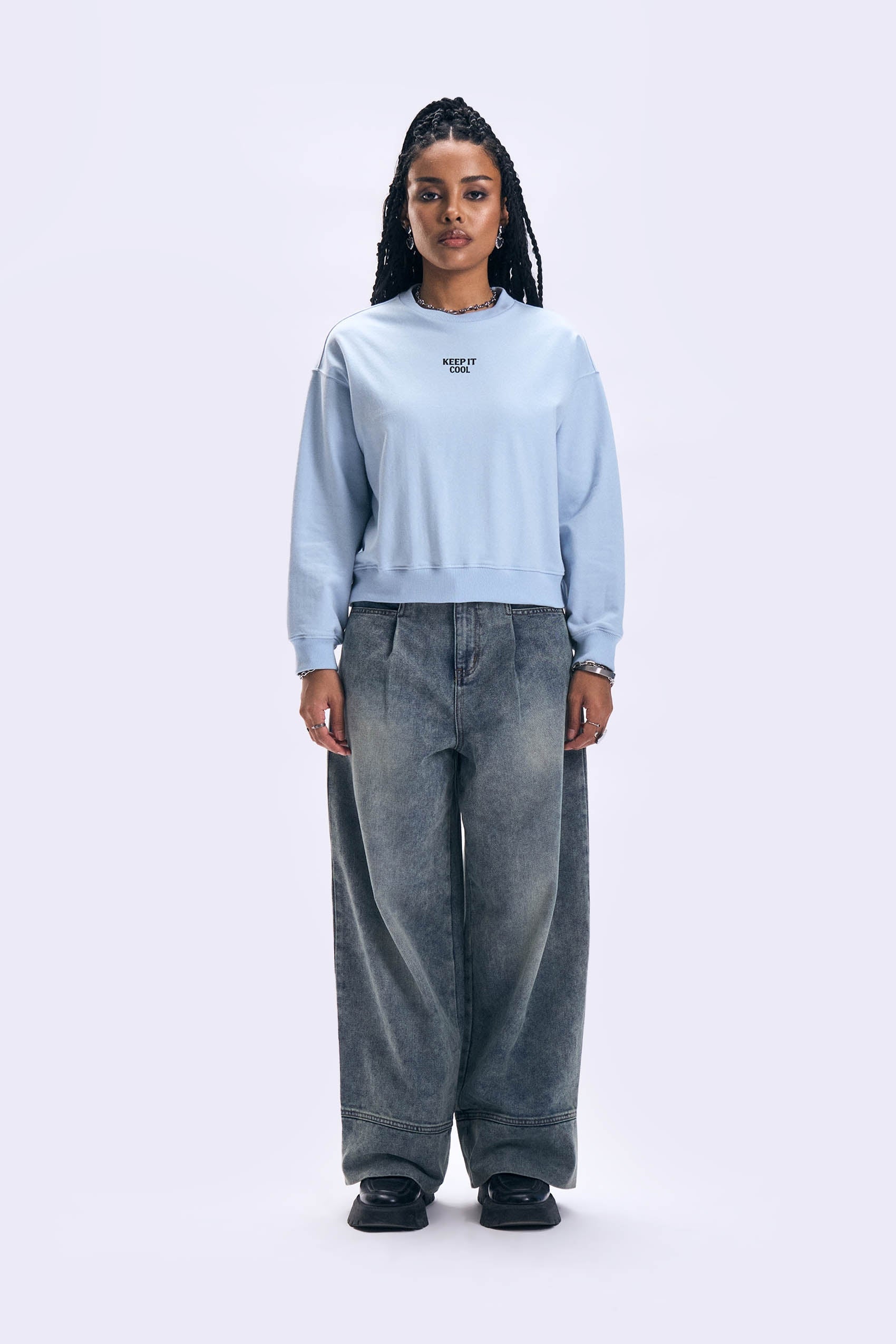 987220-Pale Blue (5).jpg
