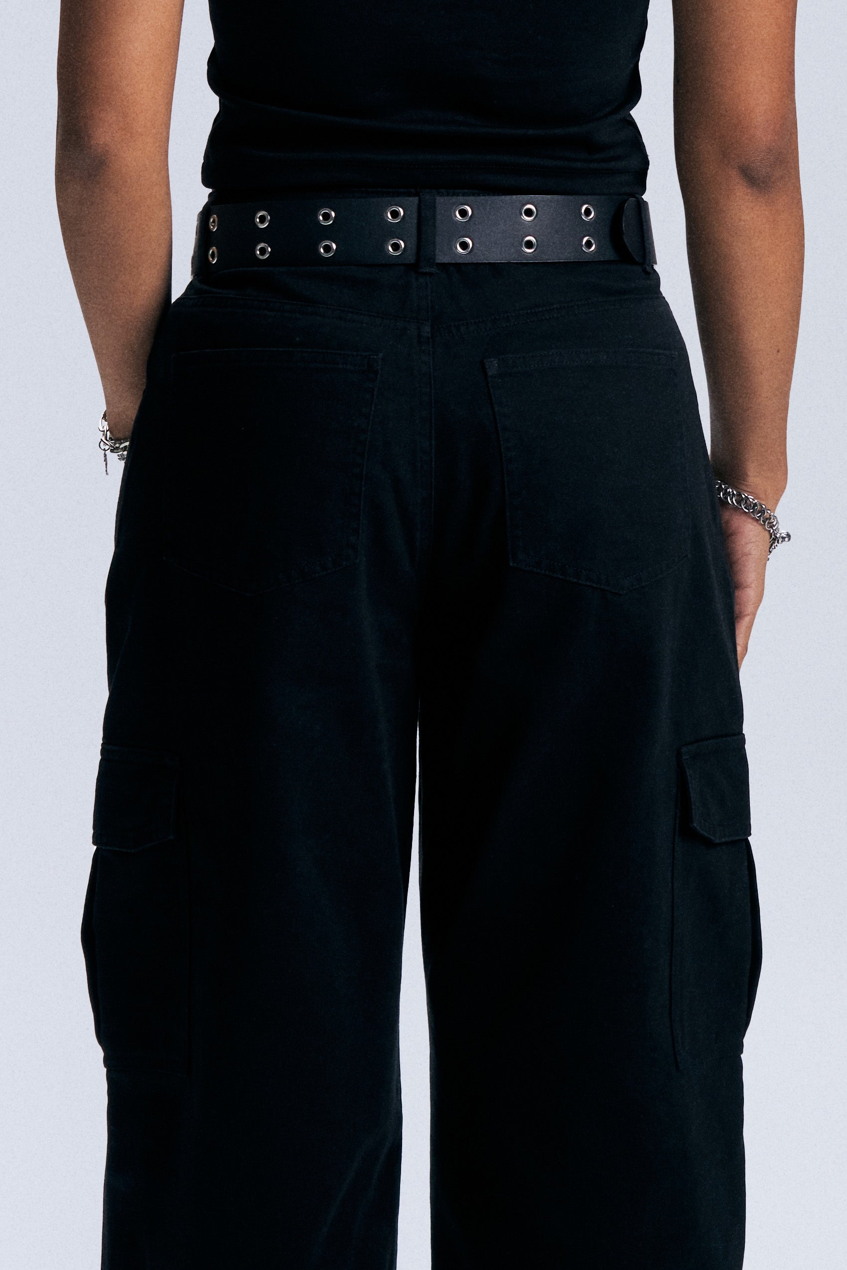 987382-Black (1).jpg