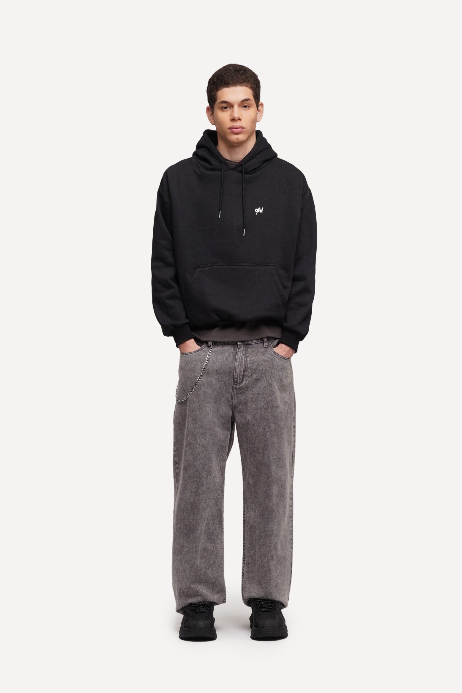 987404-Black (1).jpg