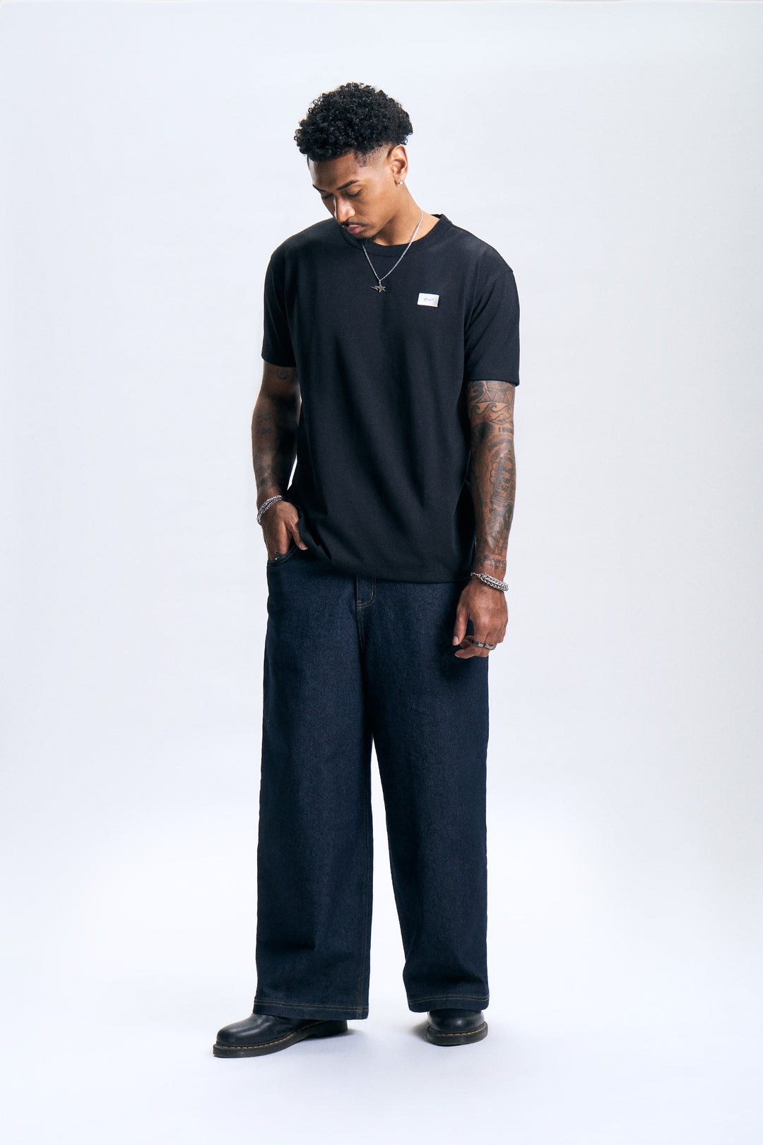 987770-Black (2).jpg