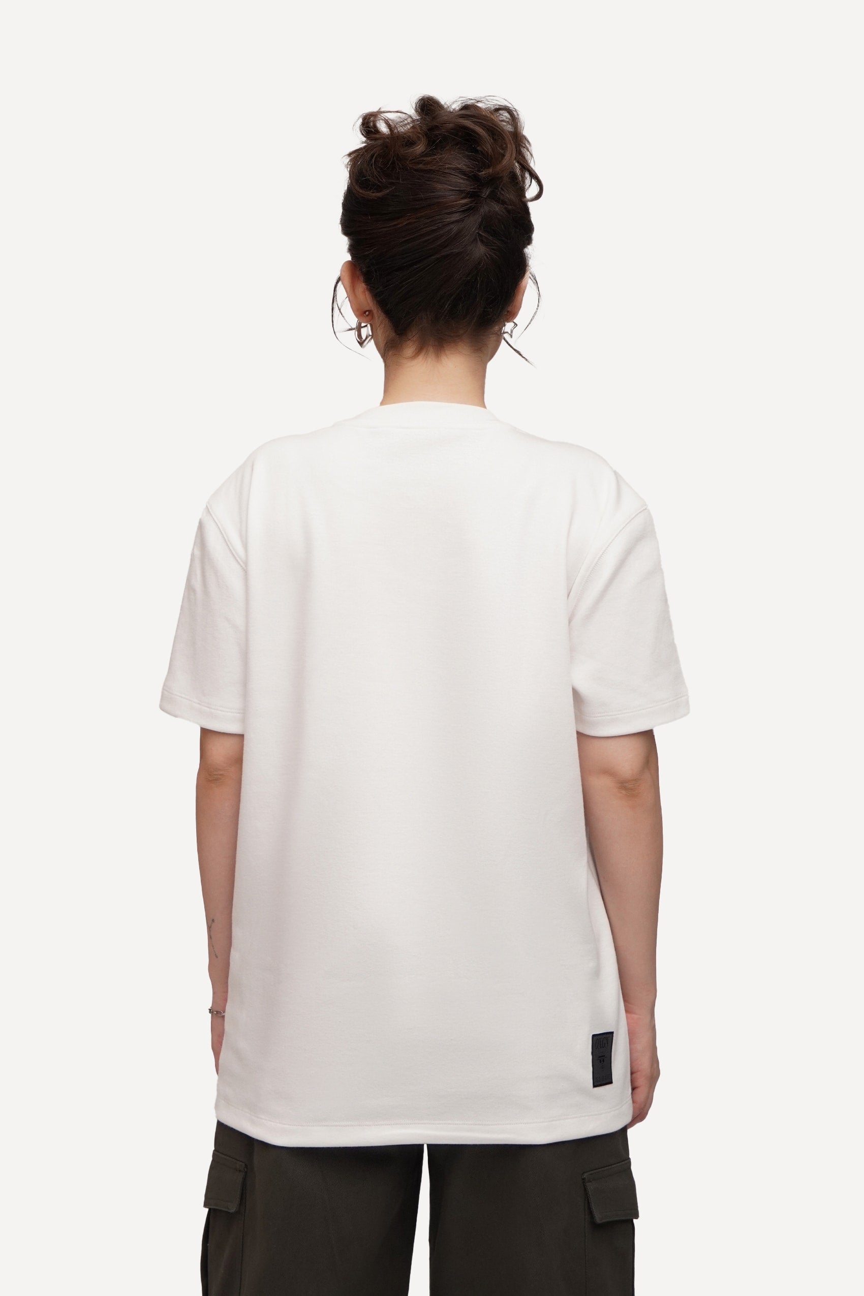 988338-Off White (2).jpg