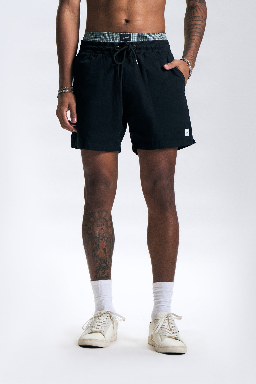 988607-Black (2).jpg