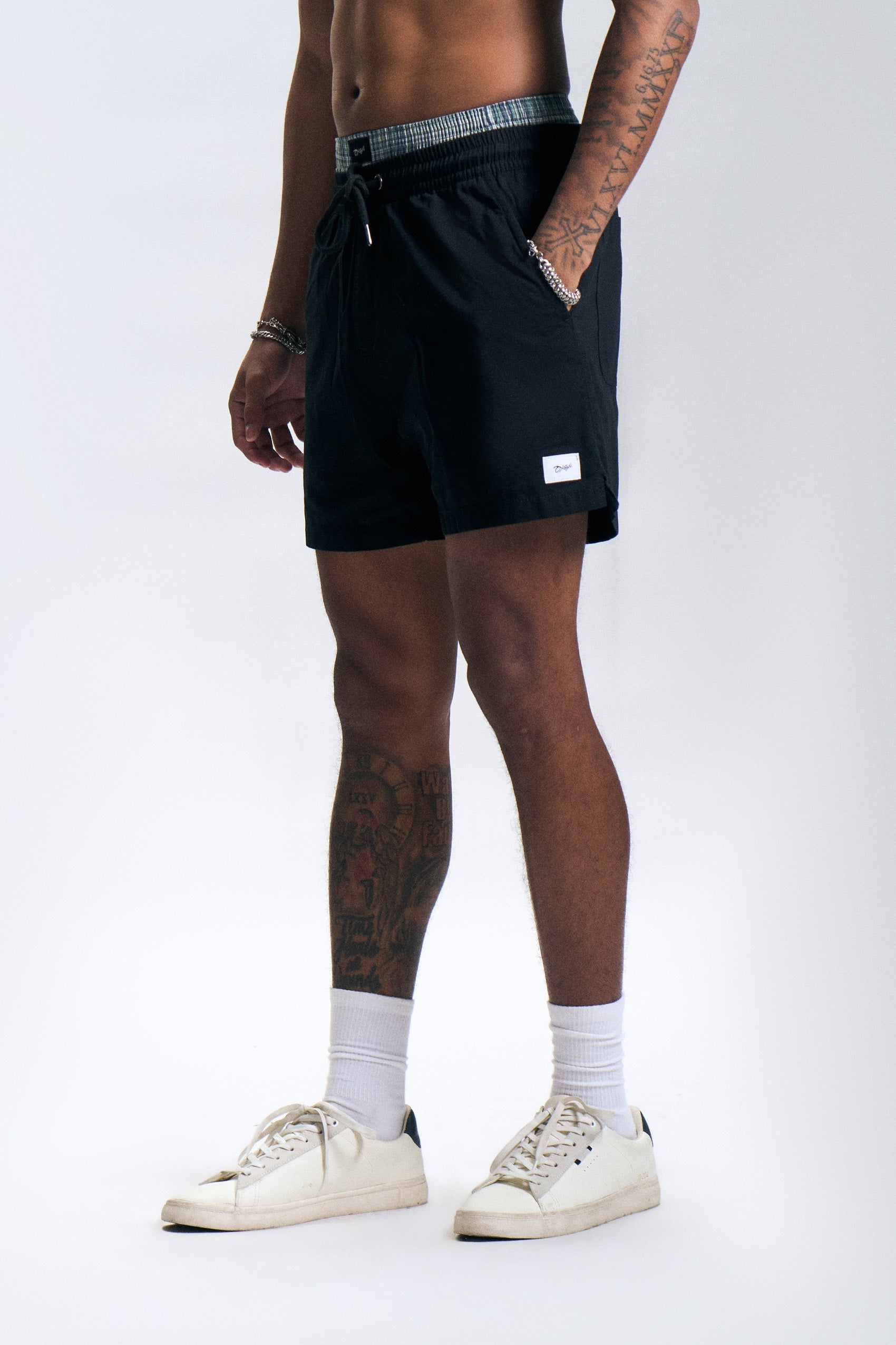 988607-Black (3).jpg