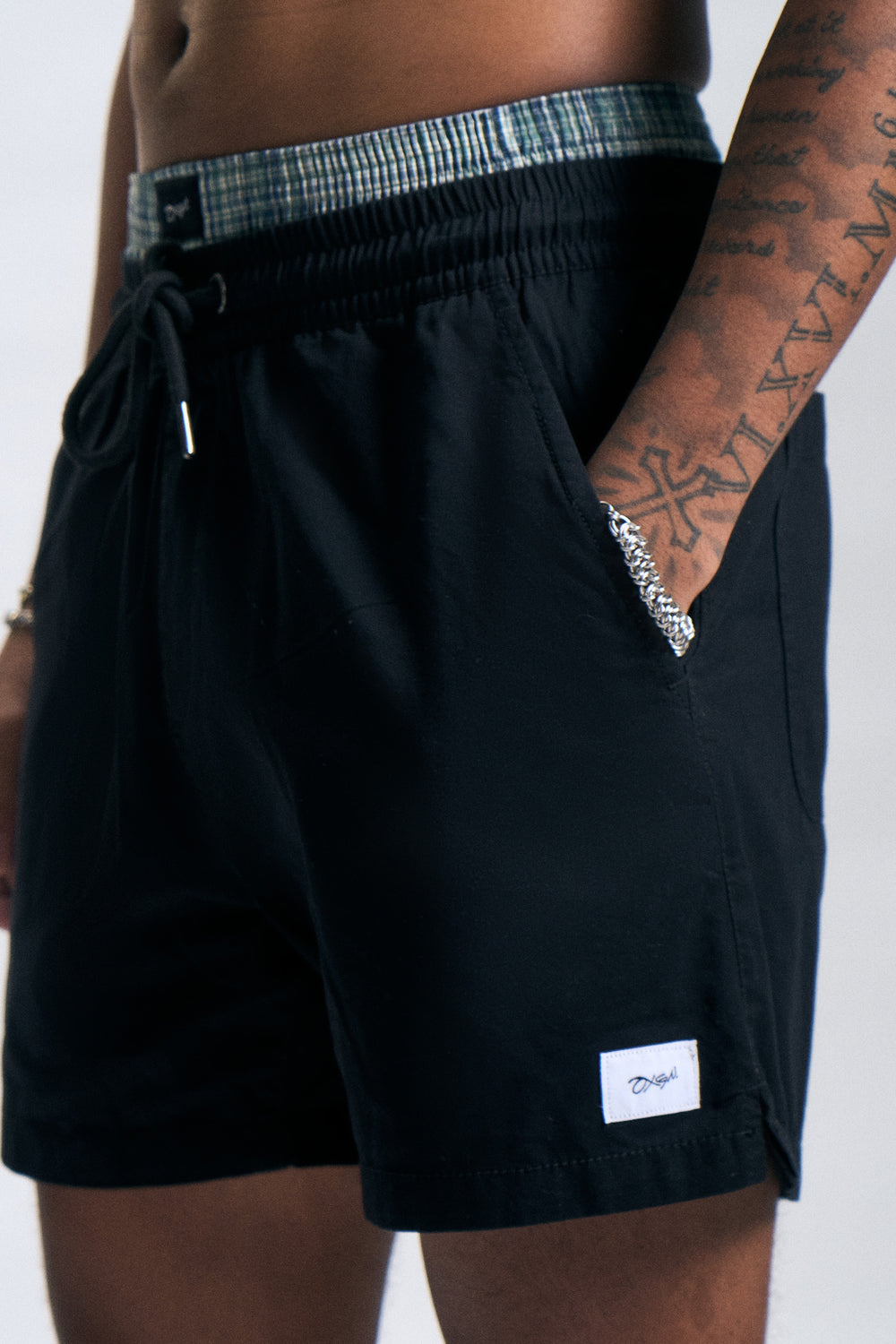 988607-Black (5).jpg