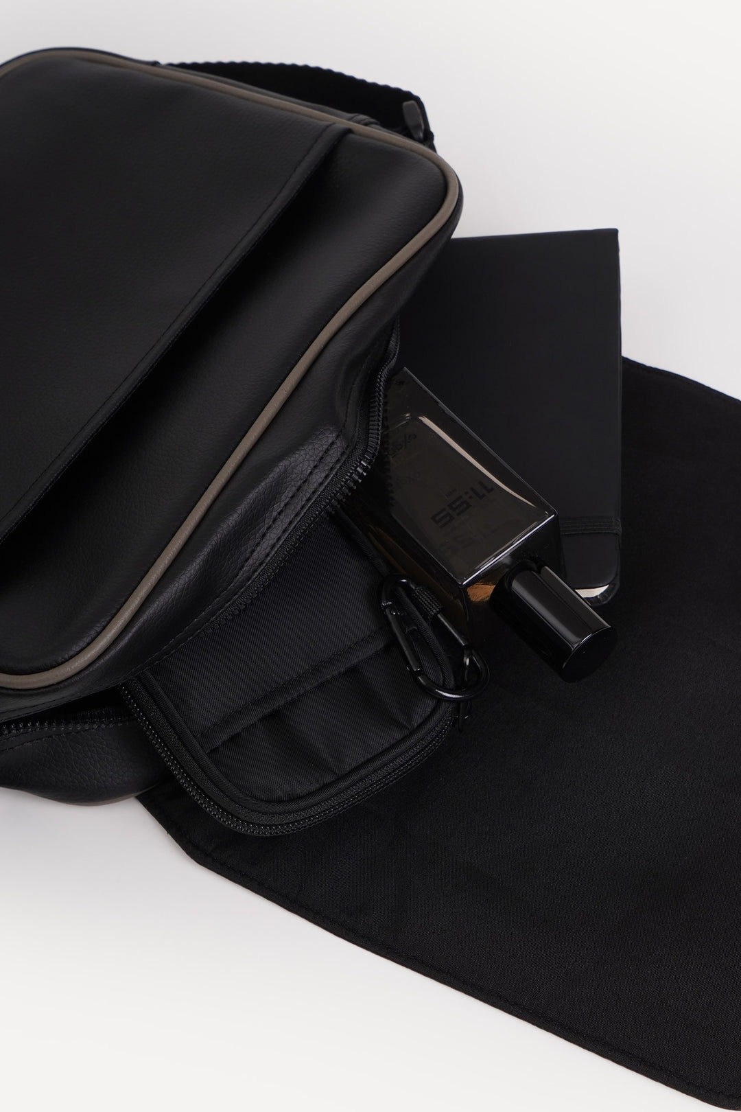 988798-Black (1).jpg