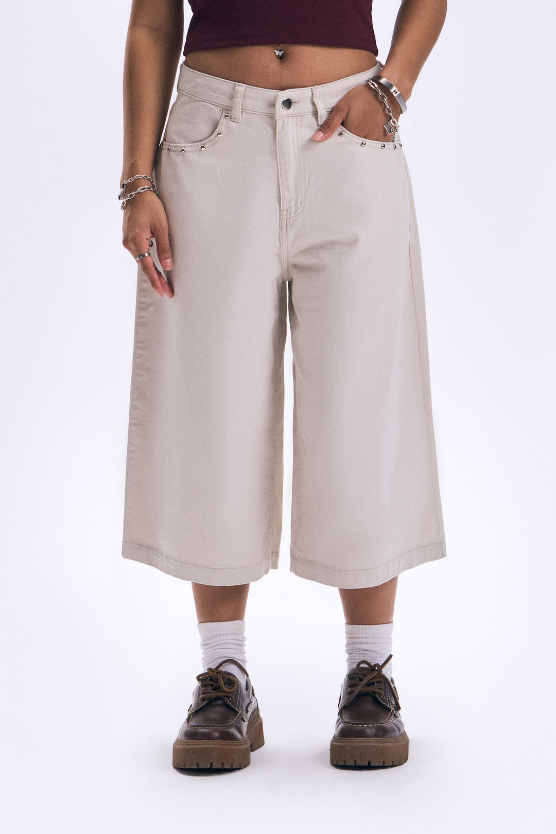 988973-Oatmilk (3).jpg