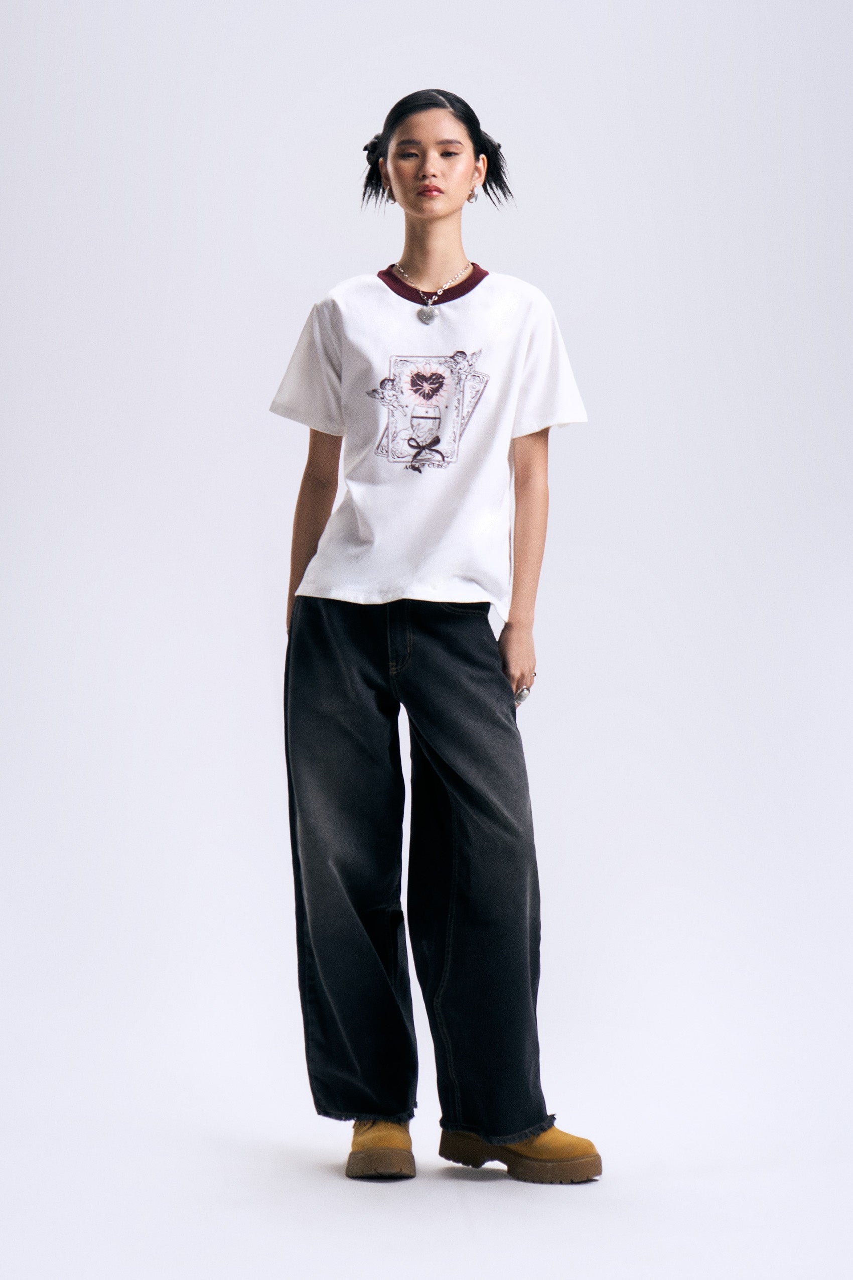 989051-Off White (2).jpg