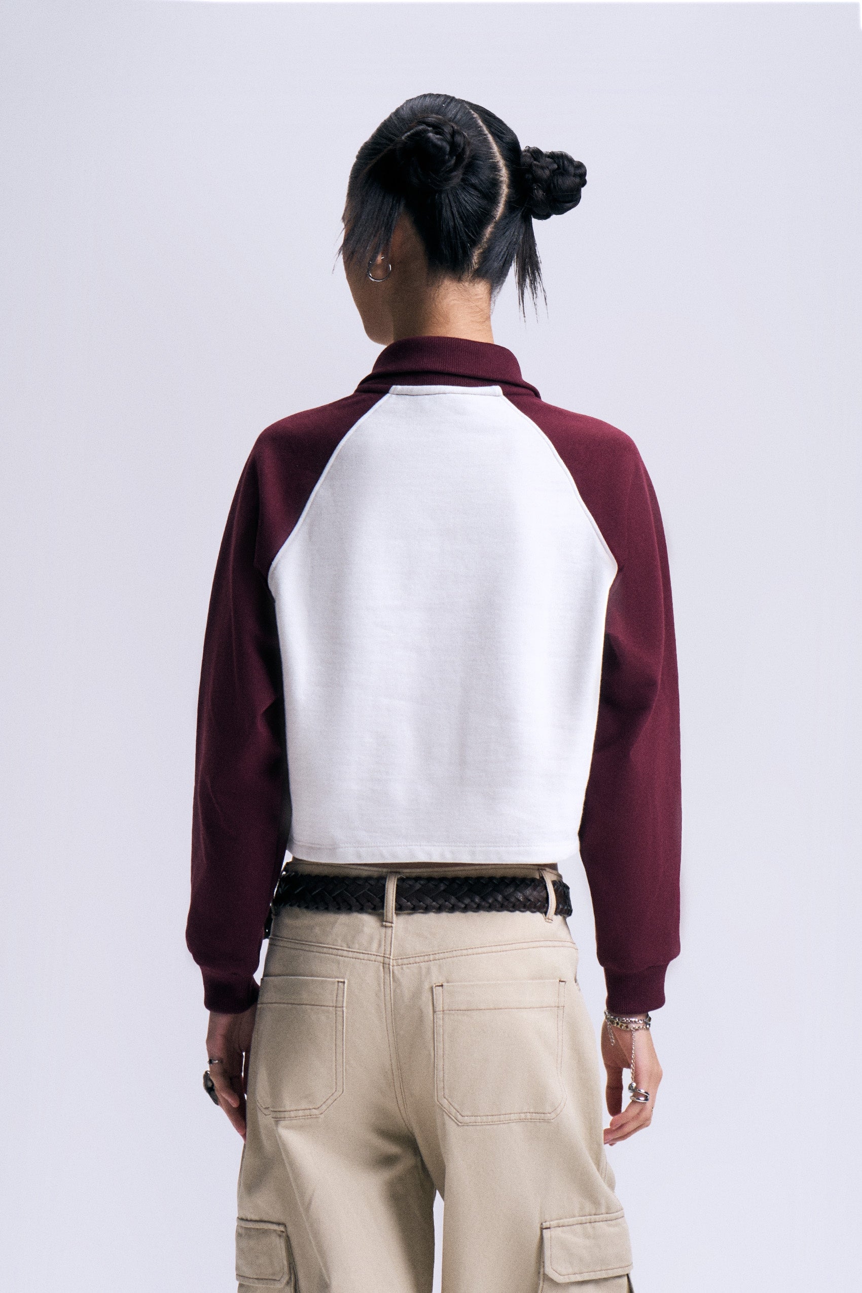 989307-Off White (3).jpg