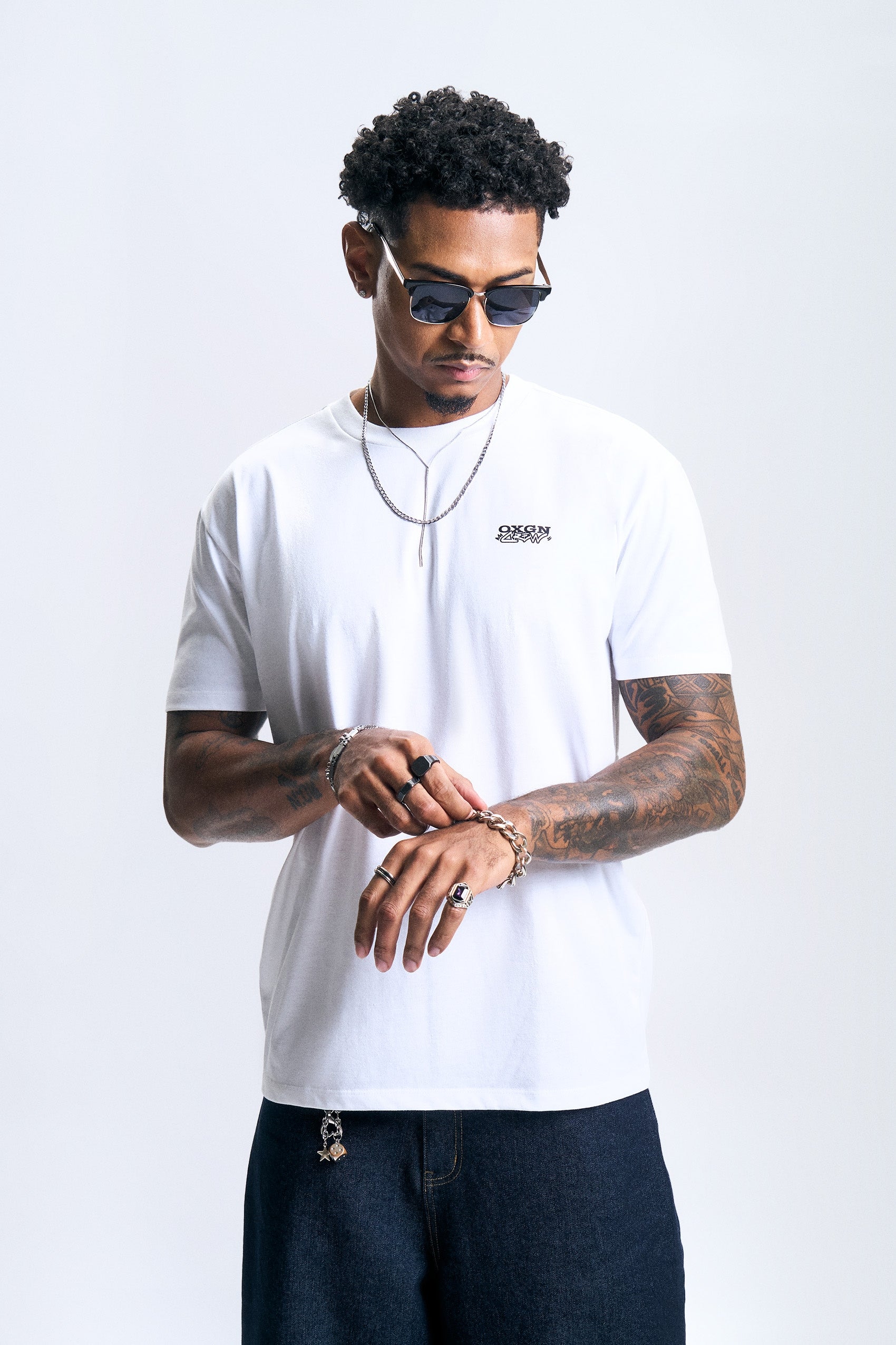 989318-White (3).jpg