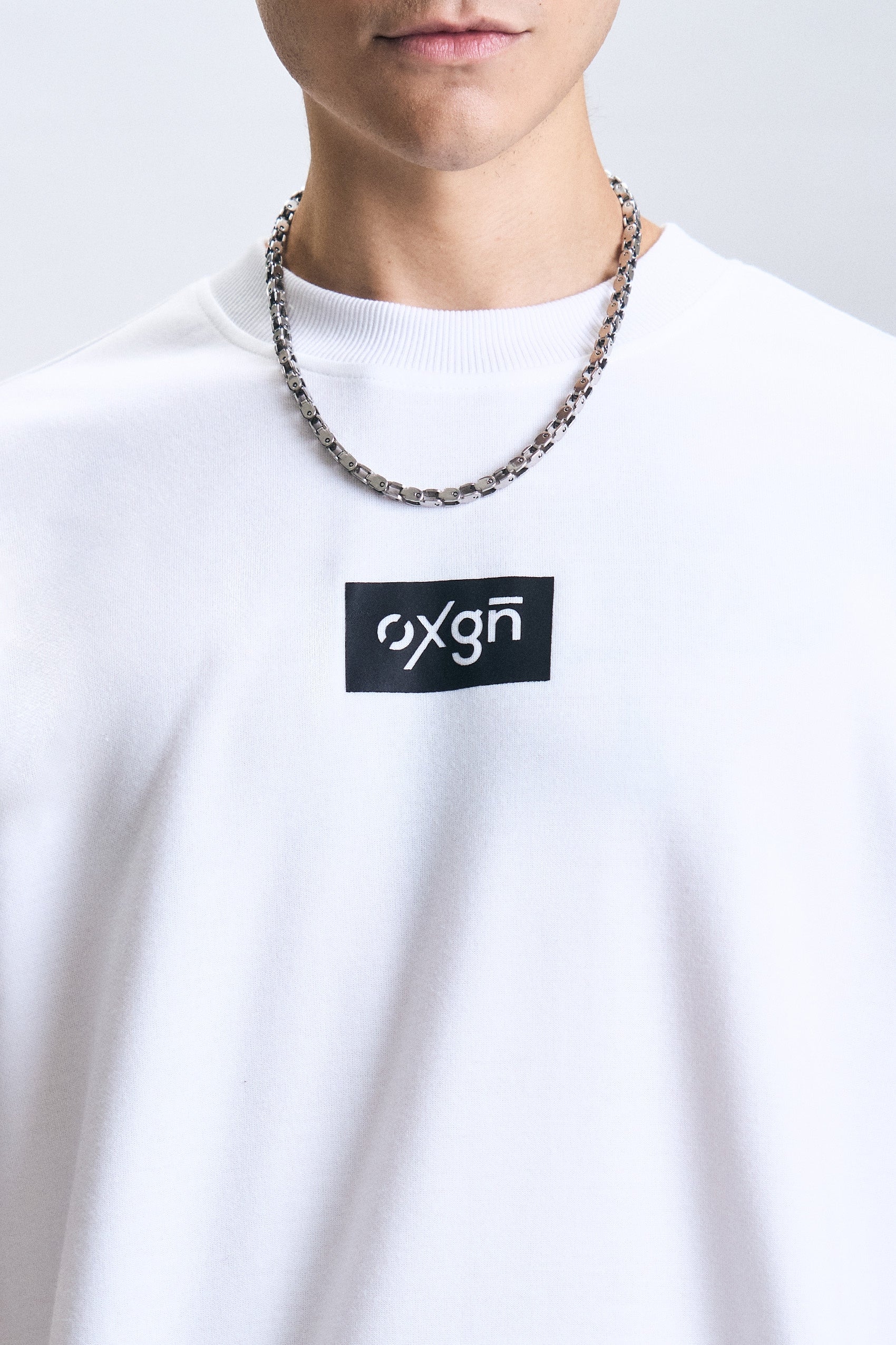 989382-White (2).jpg