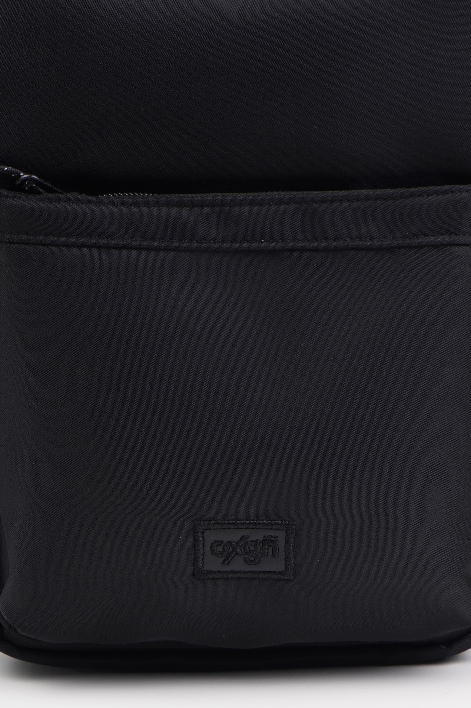 989415-Black (1).jpg