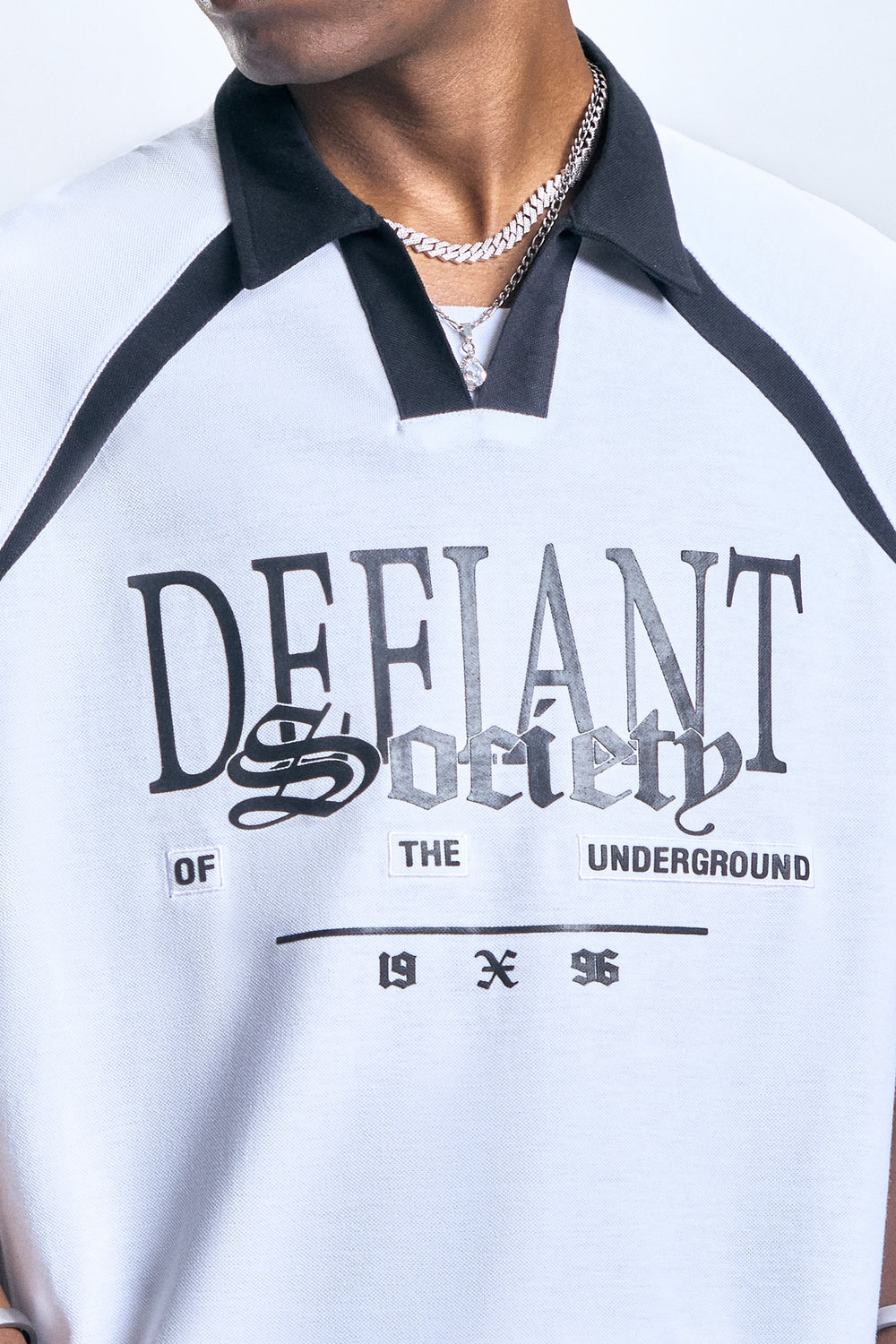 989669-White (2).jpg