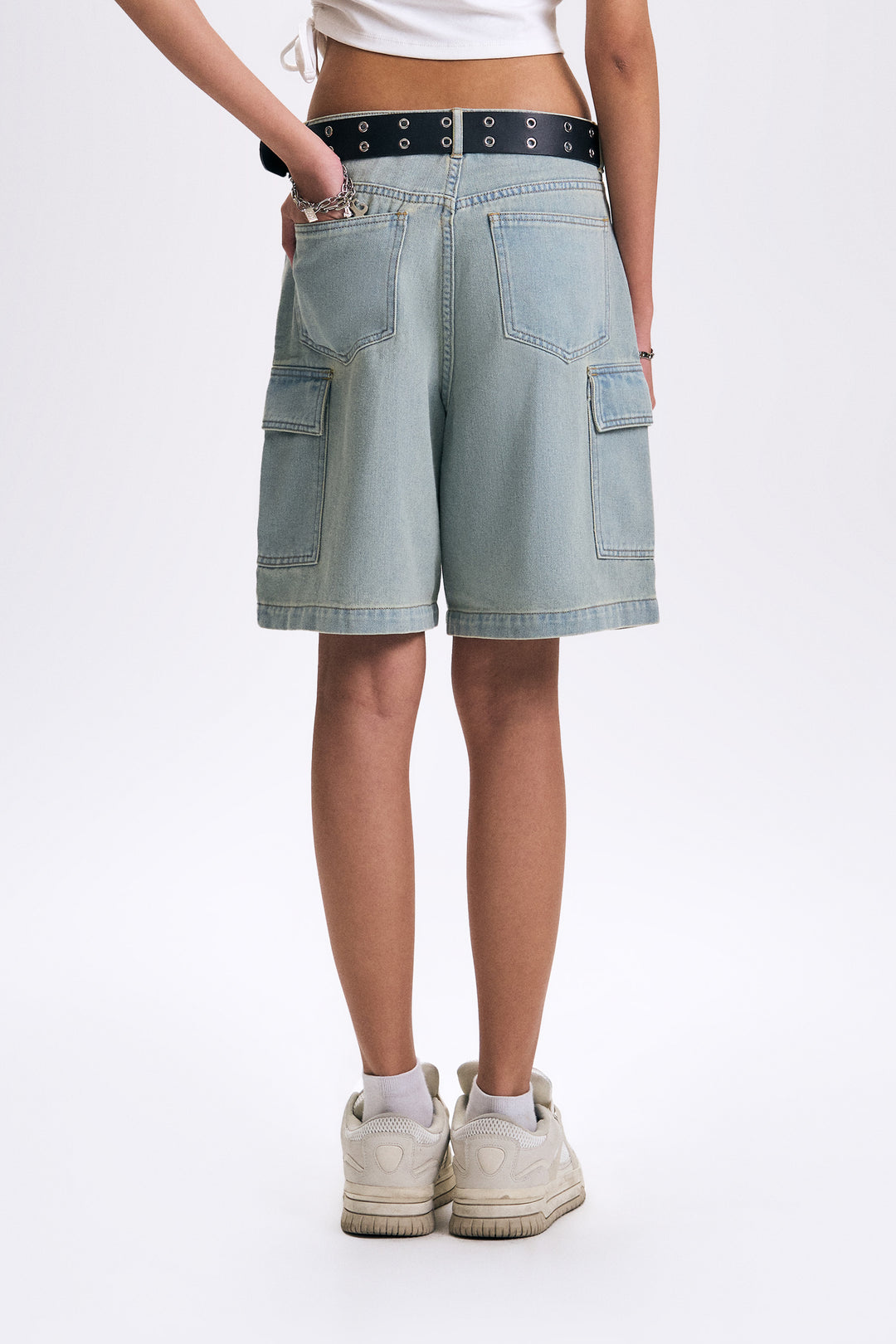 989791-Pale Blue (5).jpg