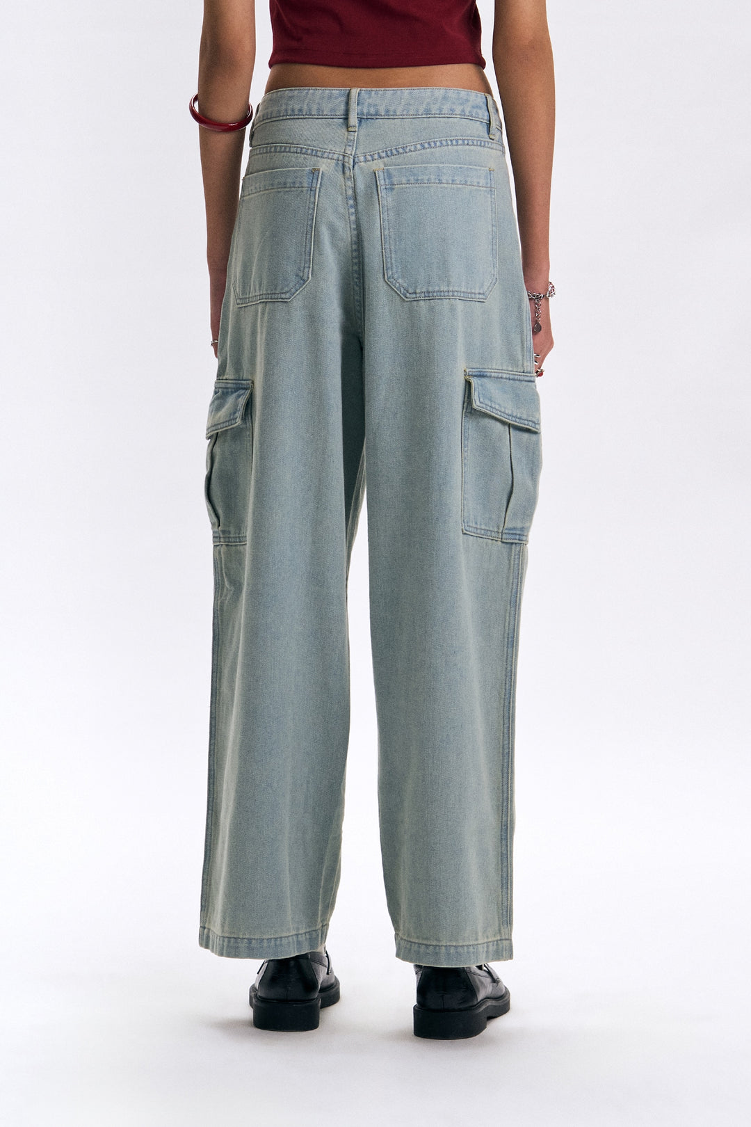 989799-Pale Blue (1).jpg