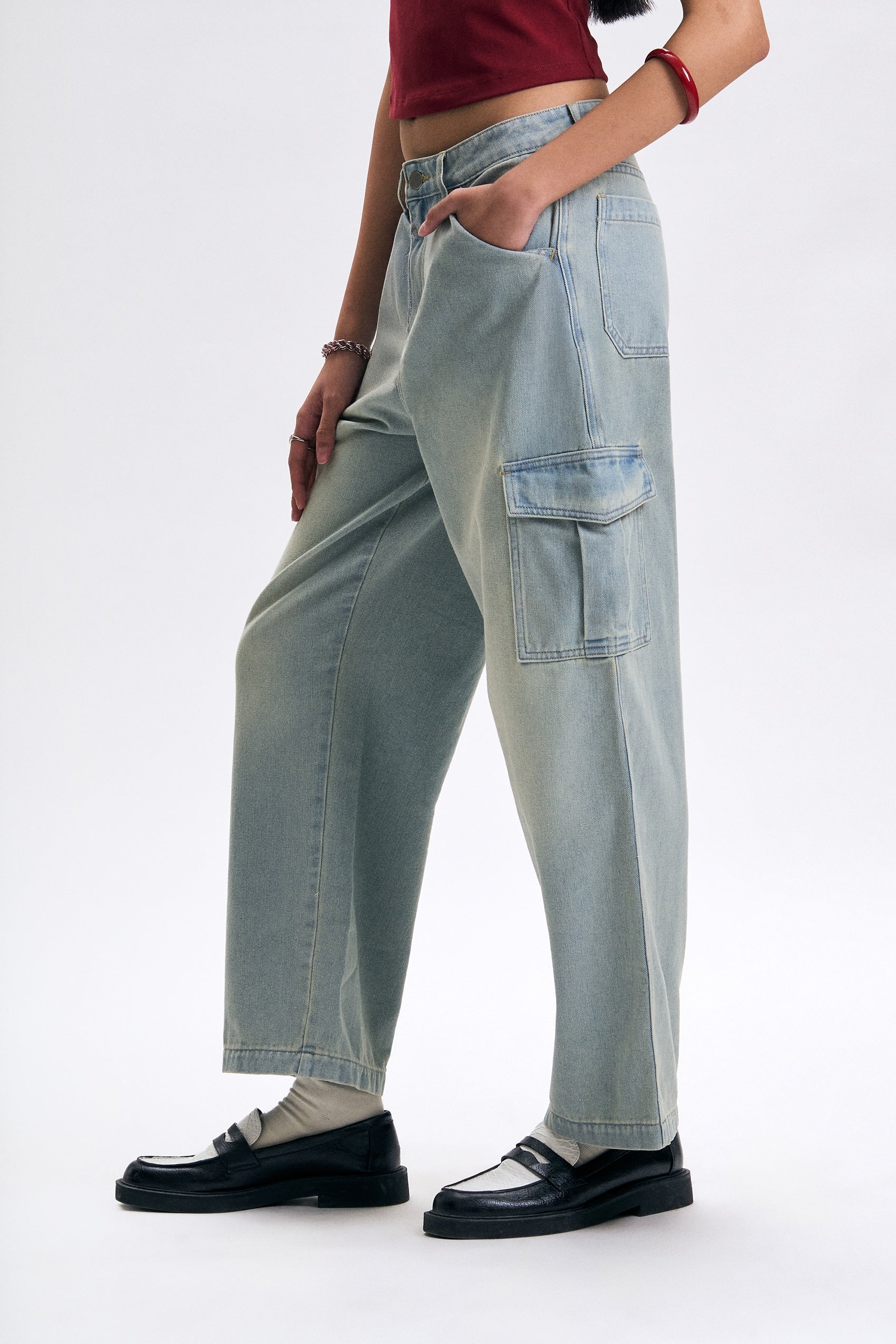 989799-Pale Blue (3).jpg