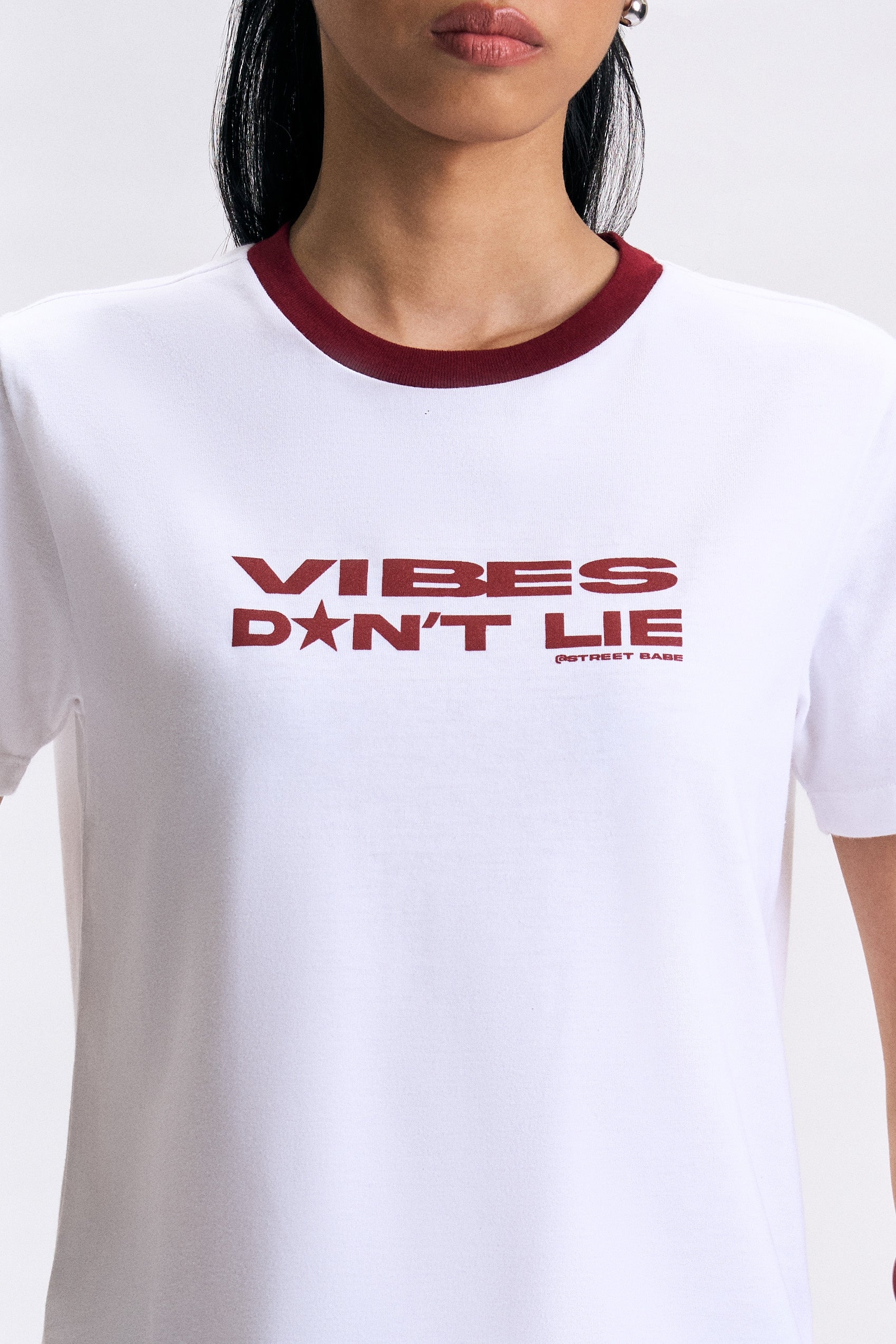 989805-Off White (2).jpg