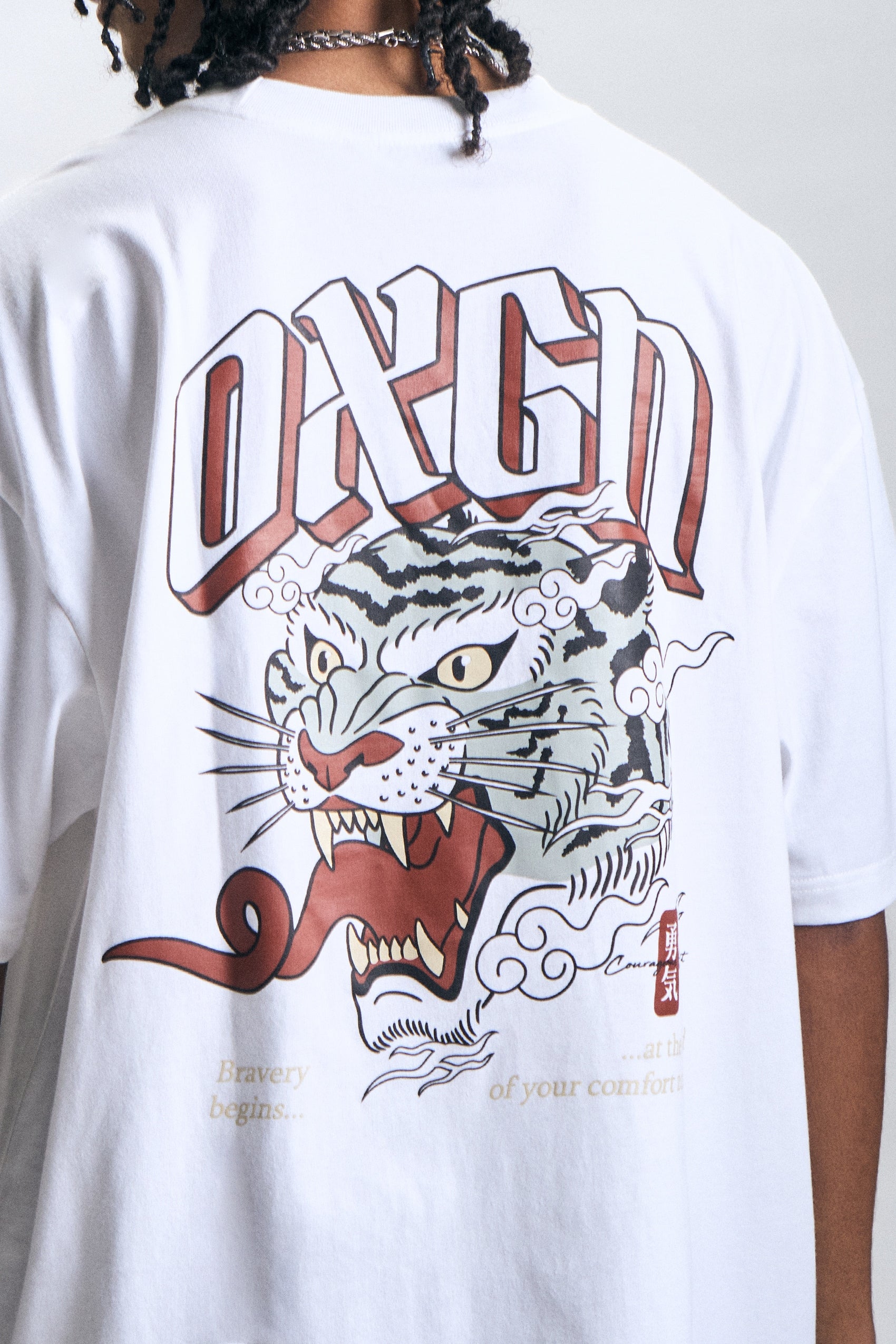 989867-White (3).jpg