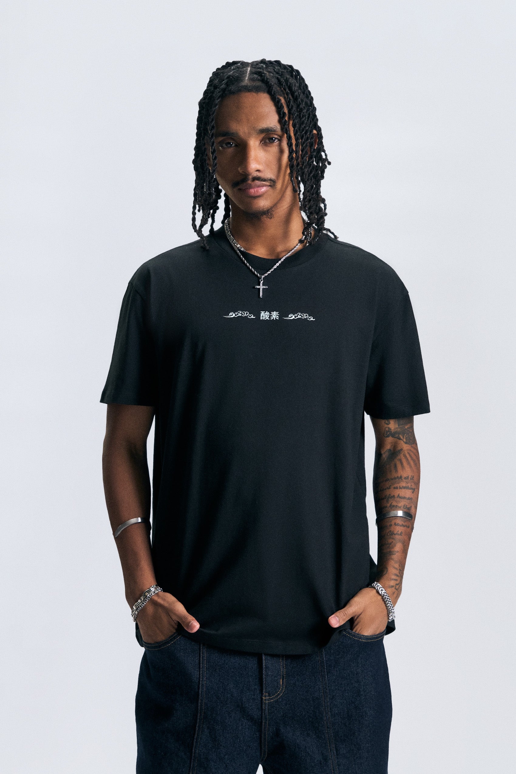 989868-Black (4).jpg