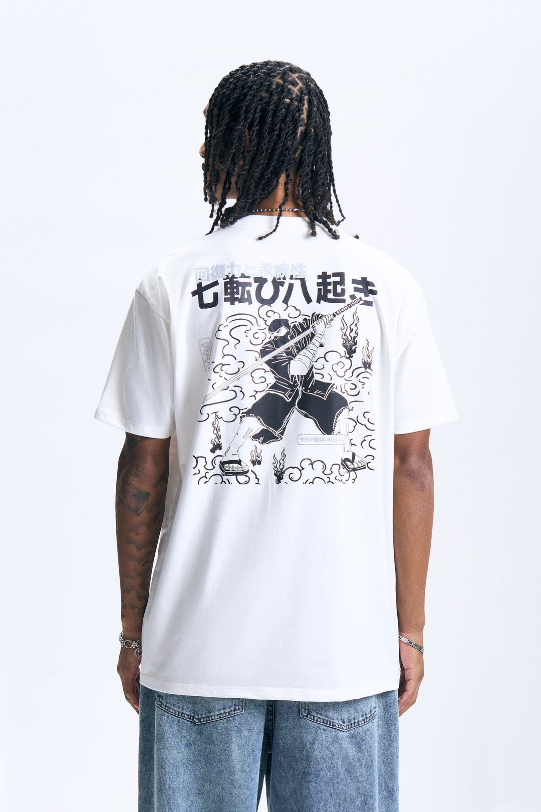 989885-Off White (3).jpg