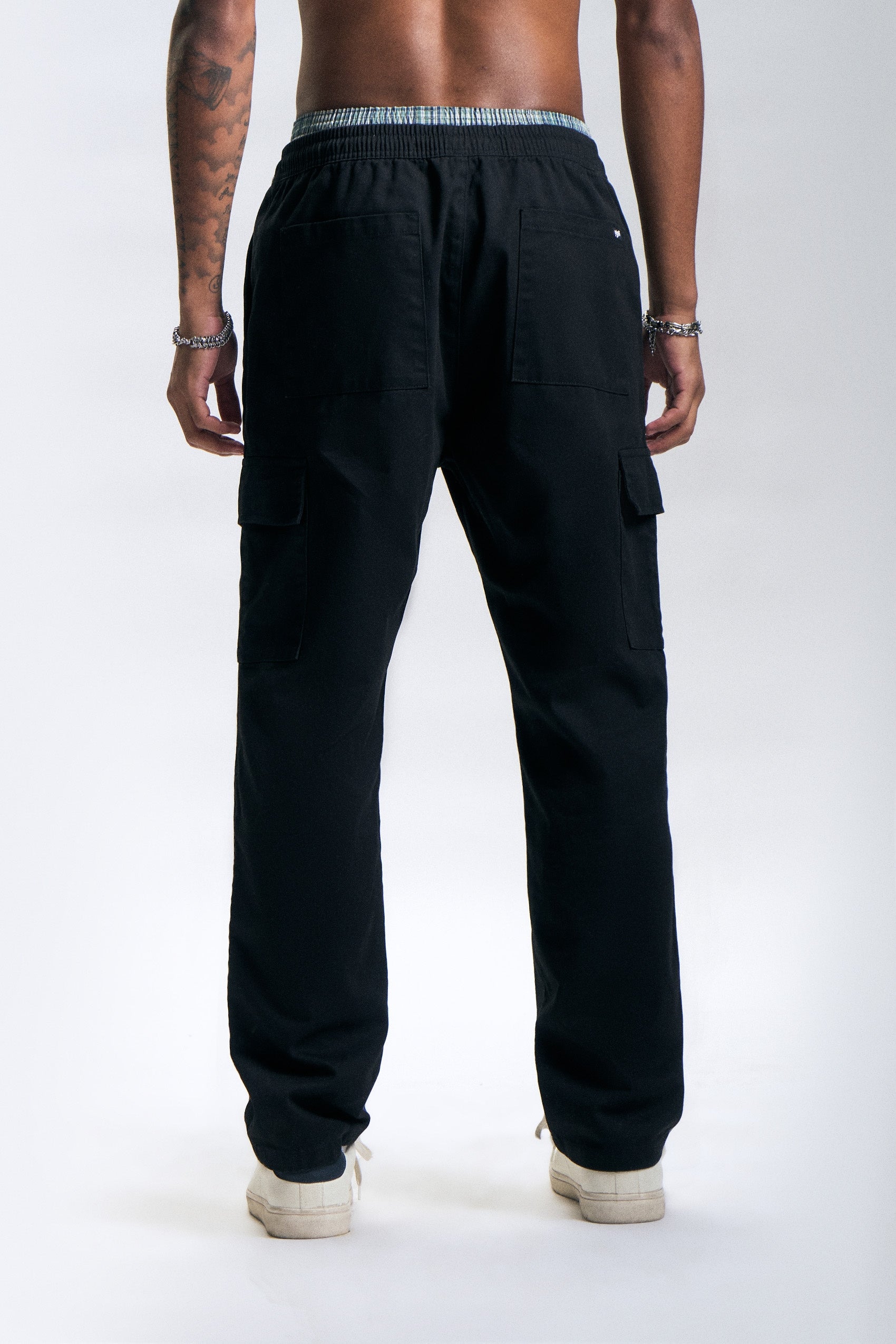 989928-Black (3).jpg