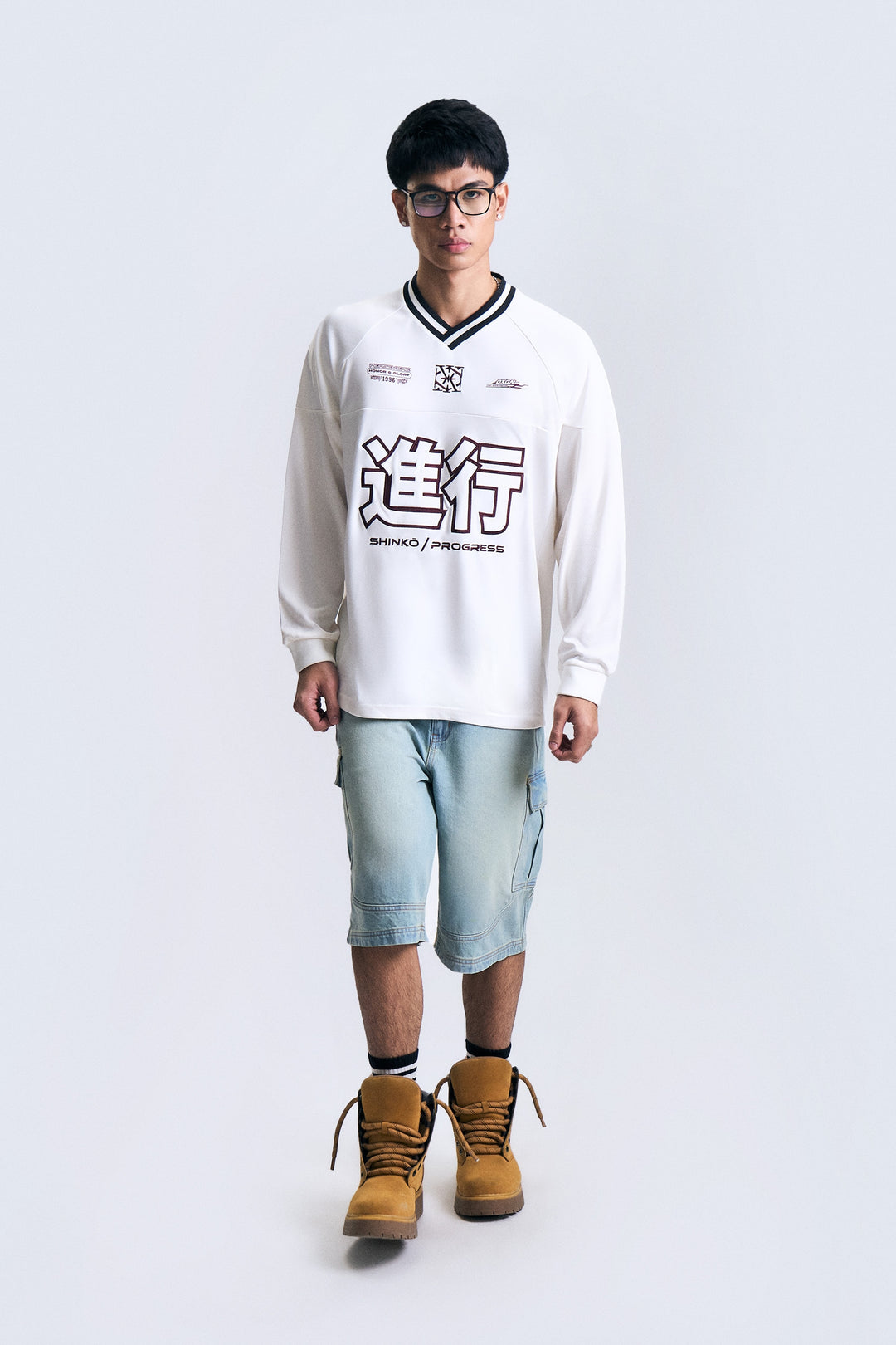 989971-Off White (2).jpg